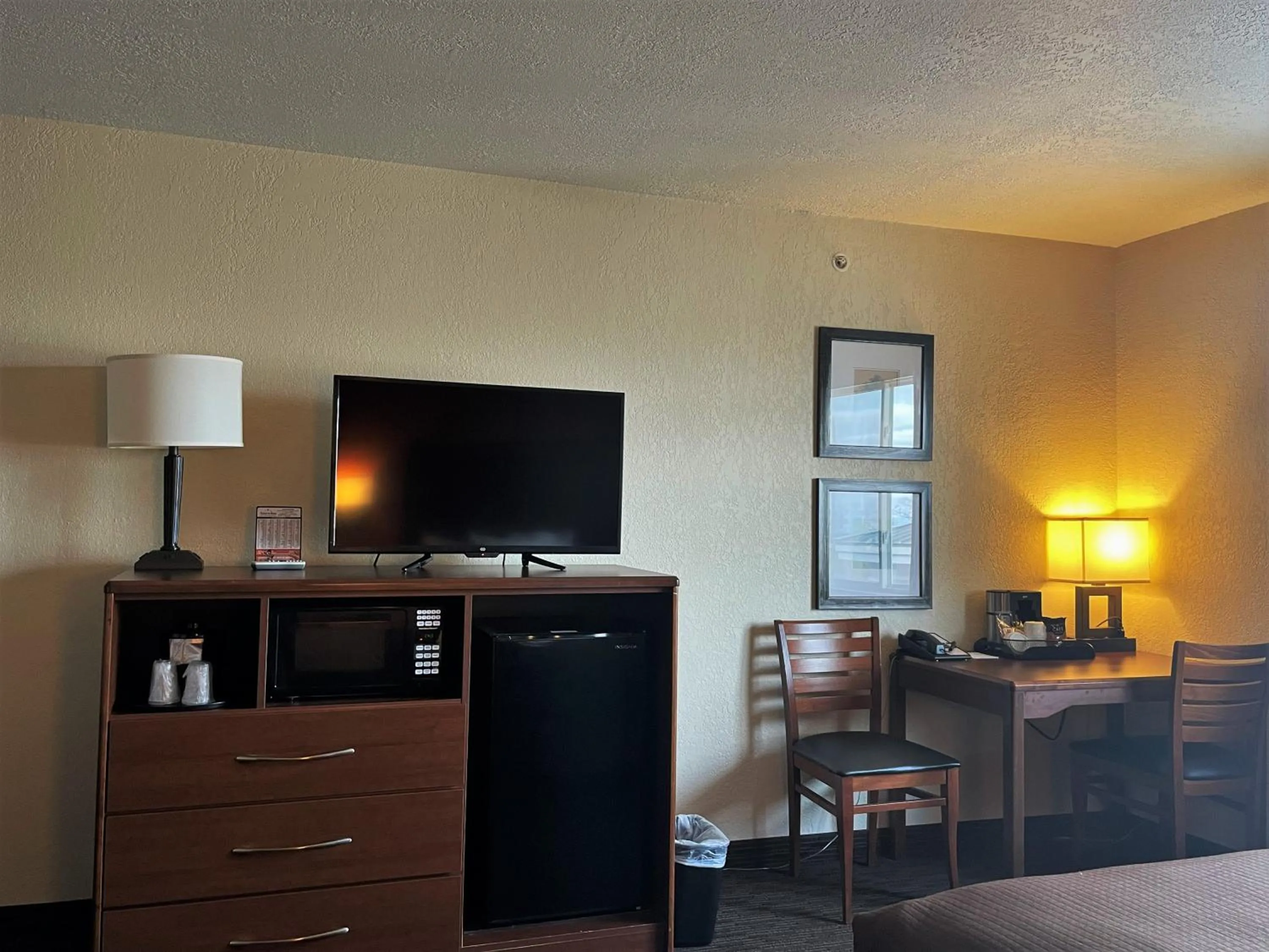 TV and multimedia in AmericInn by Wyndham Petoskey