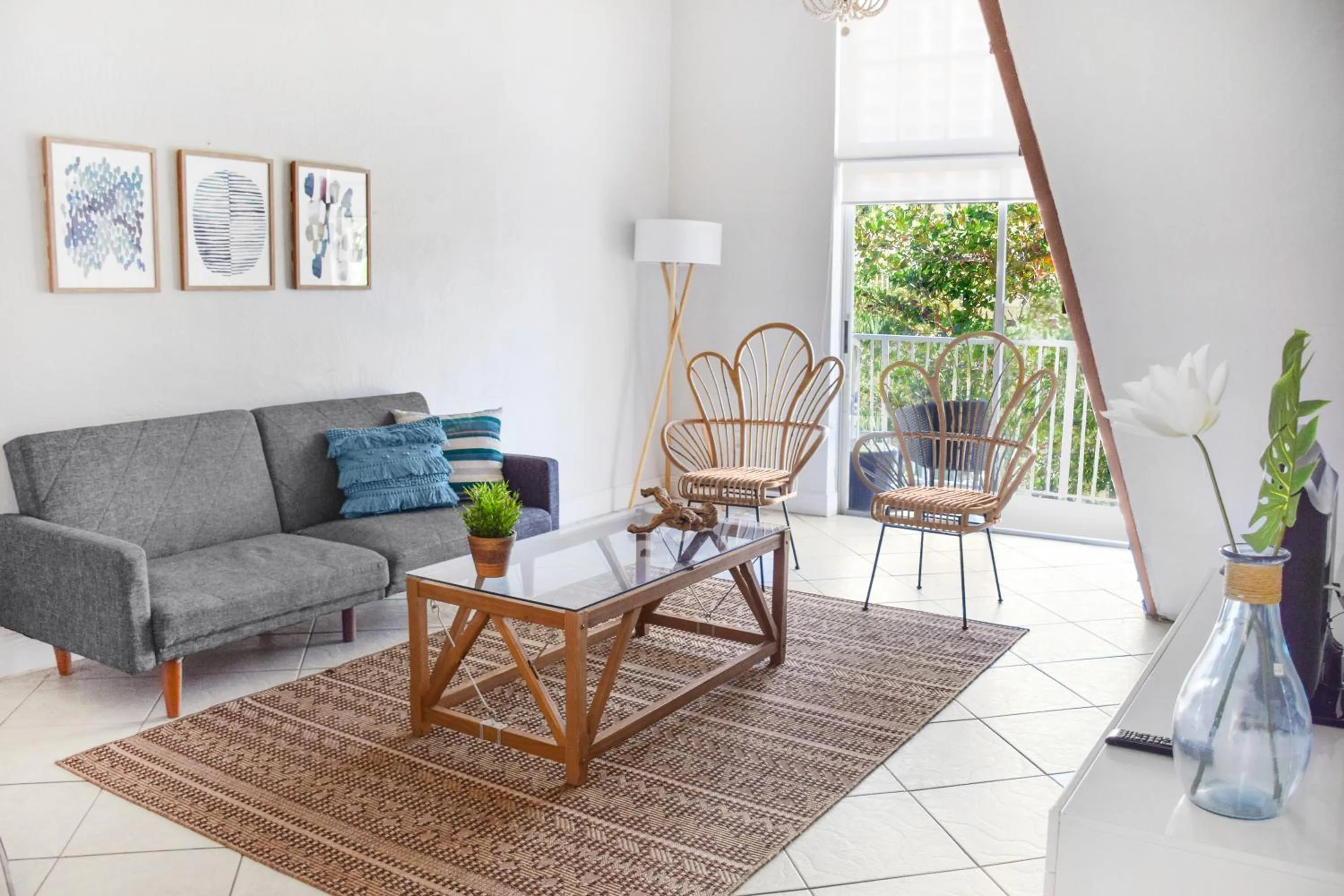 Living room in Coral Reef at Key Biscayne