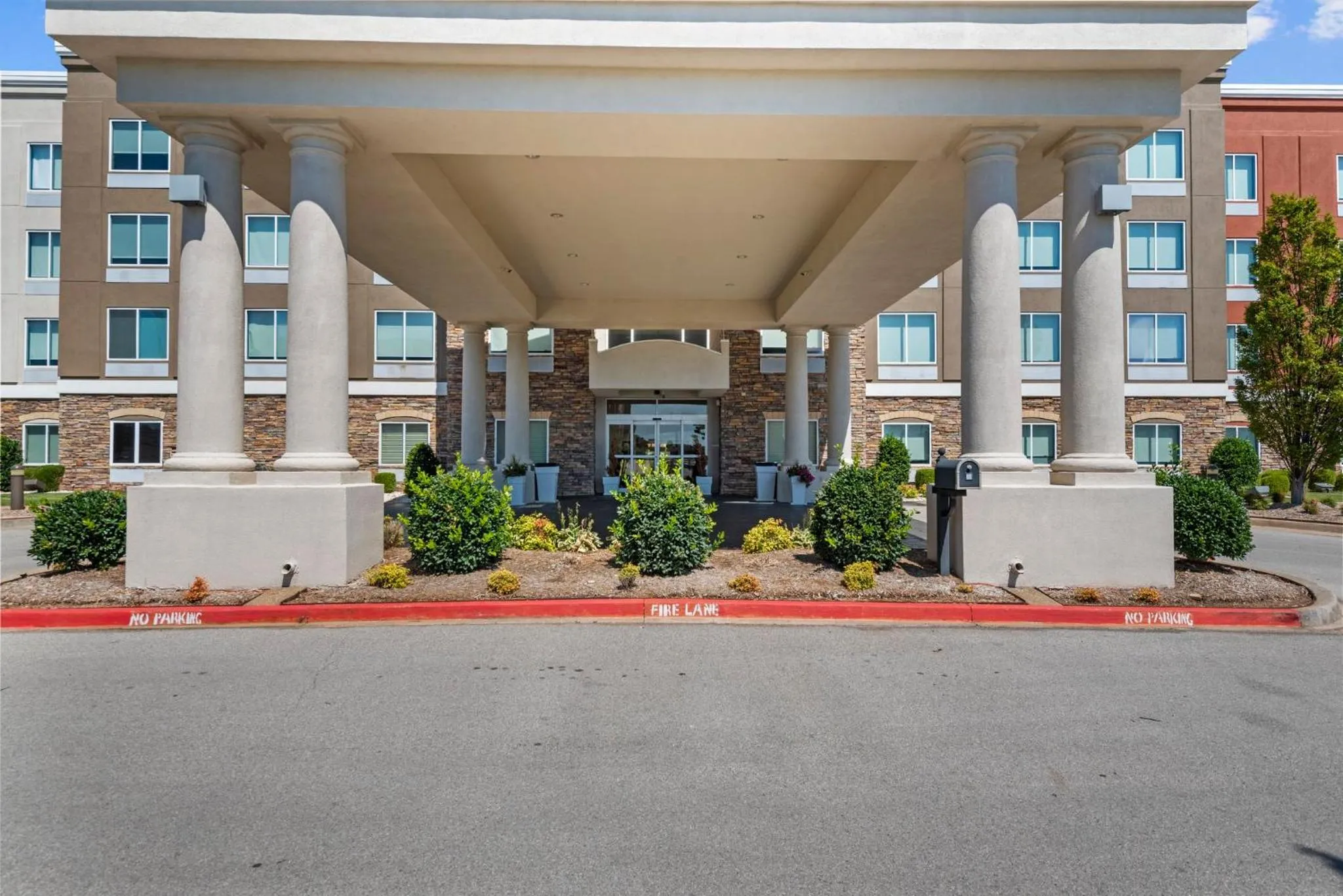Property building in Holiday Inn Express Tulsa South Bixby by IHG