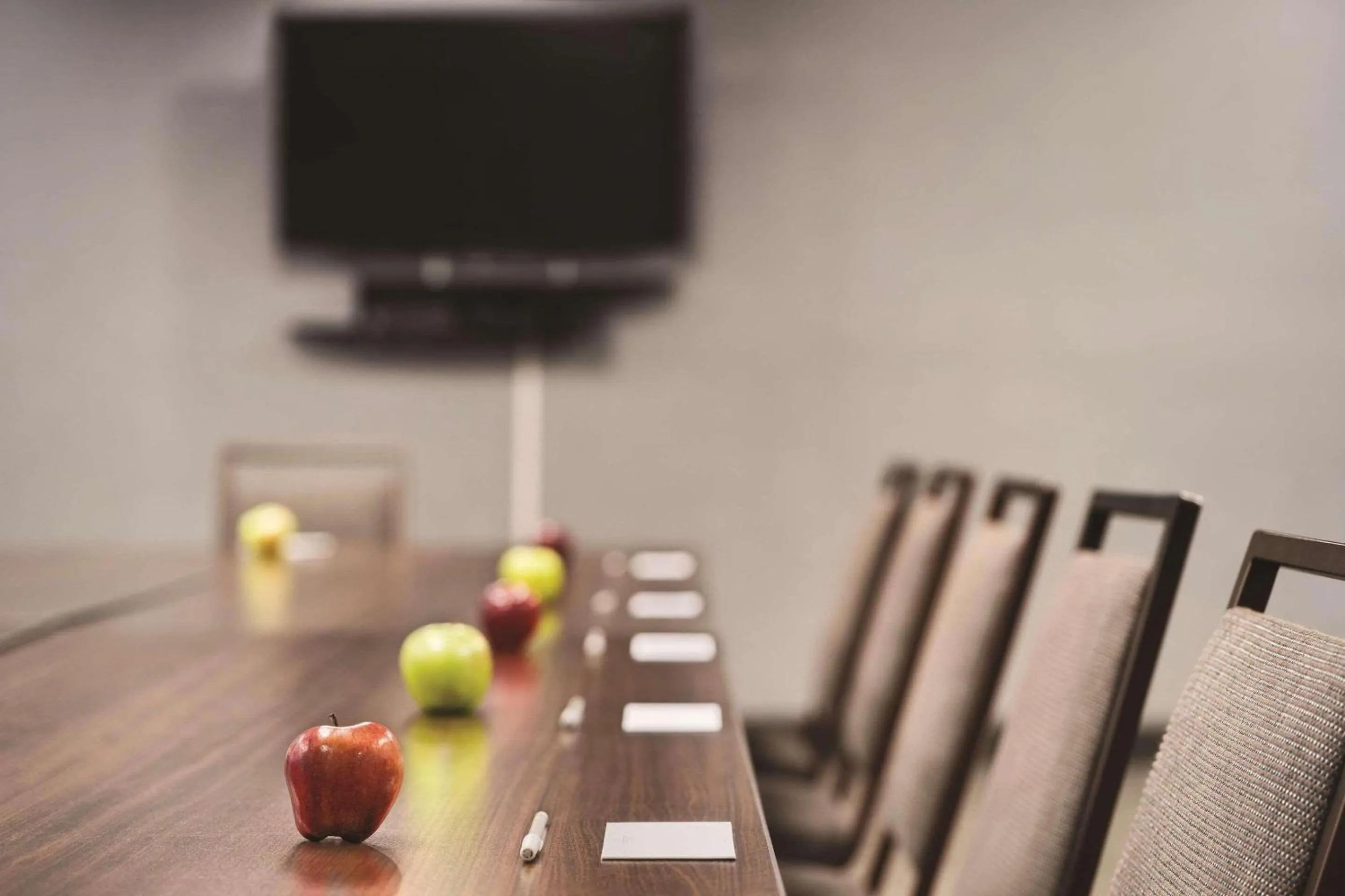 Meeting/conference room in Country Inn & Suites by Radisson, Florence, SC