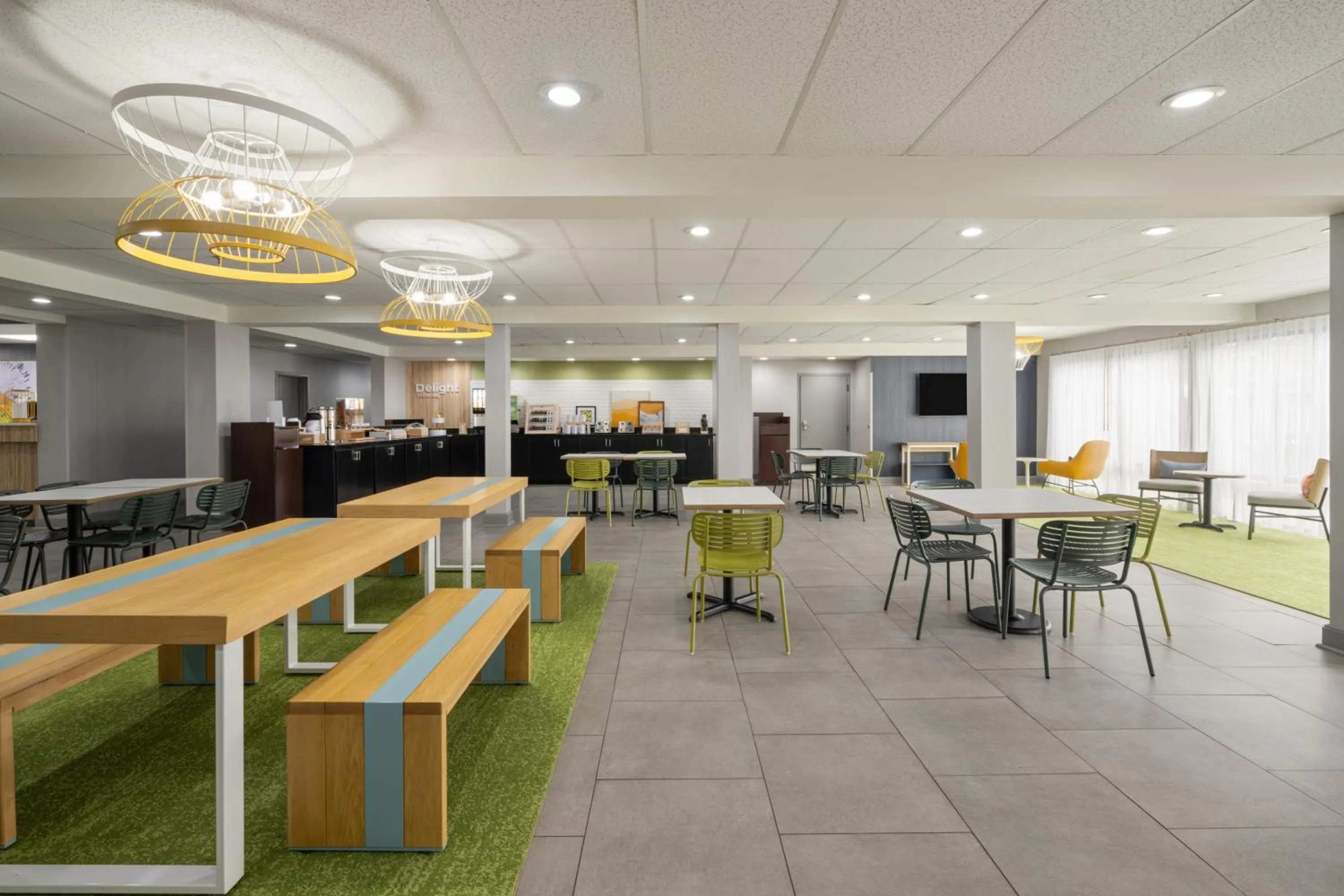 Seating area in Spark By Hilton Florence North I-95, Sc