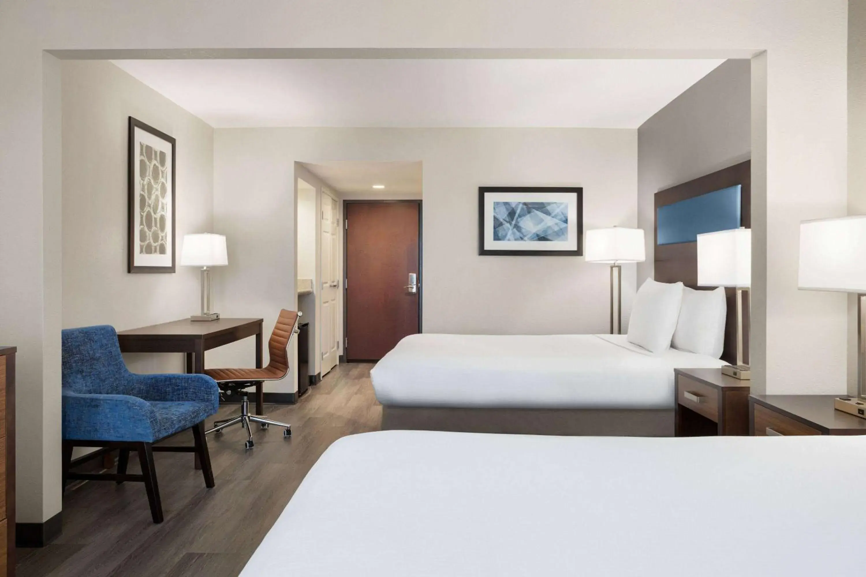 King/Queen Room - Non-Smoking in Wingate By Wyndham Southport King/Queen Room - Non-Smoking in Wingate By Wyndham Southport