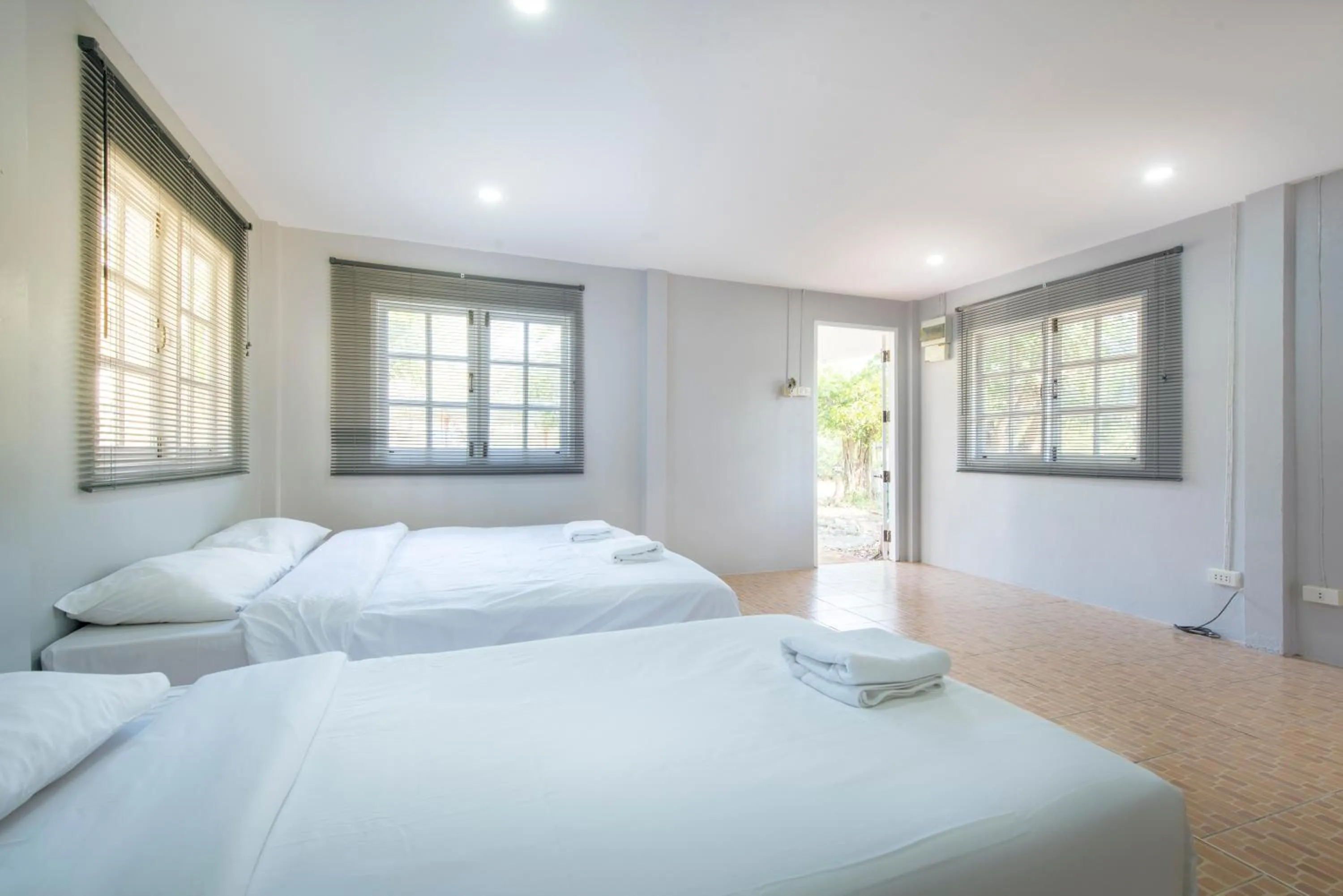 Bedroom, Bed in Ivy Cottage by Qiu