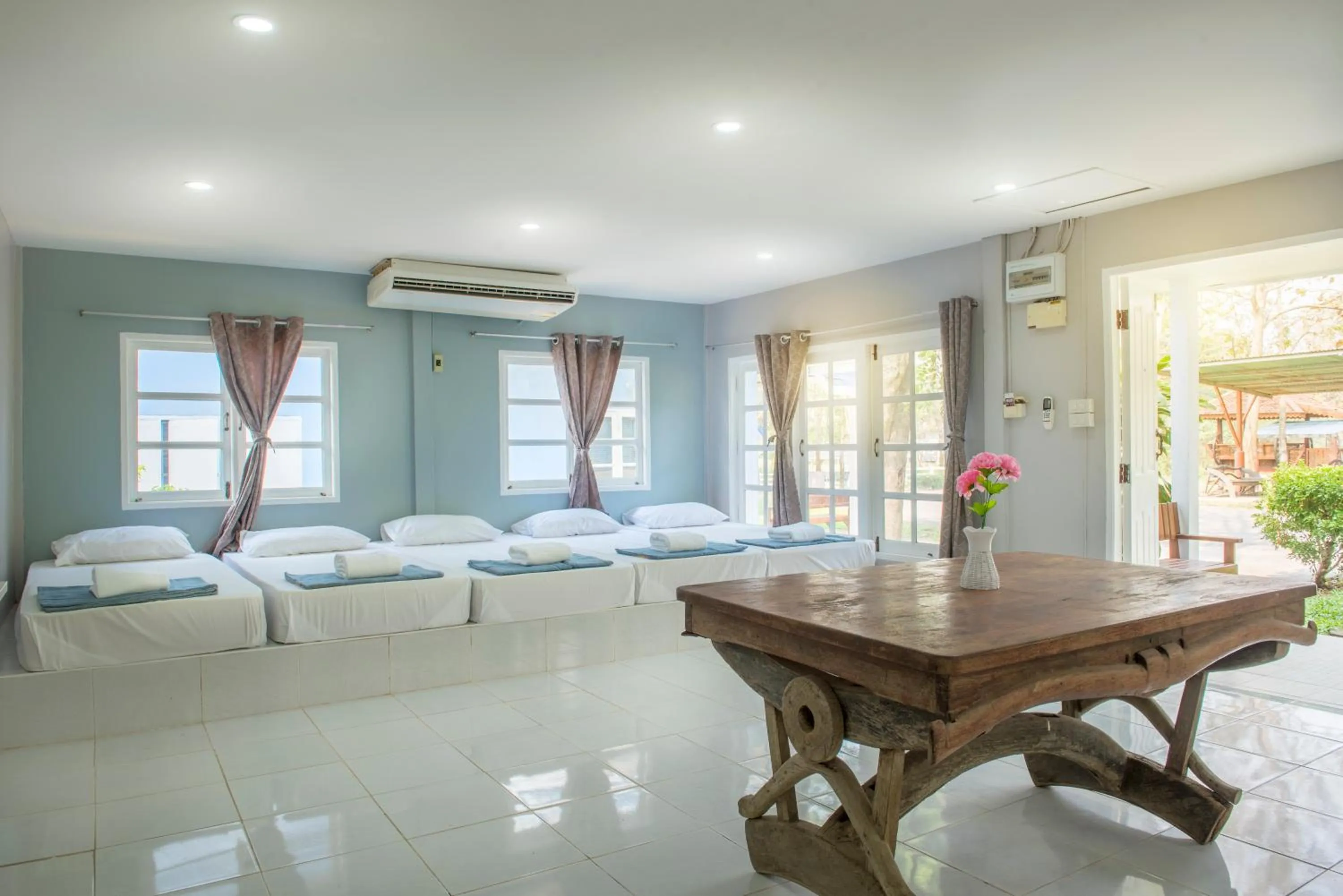 Bedroom in Ivy Cottage by Qiu