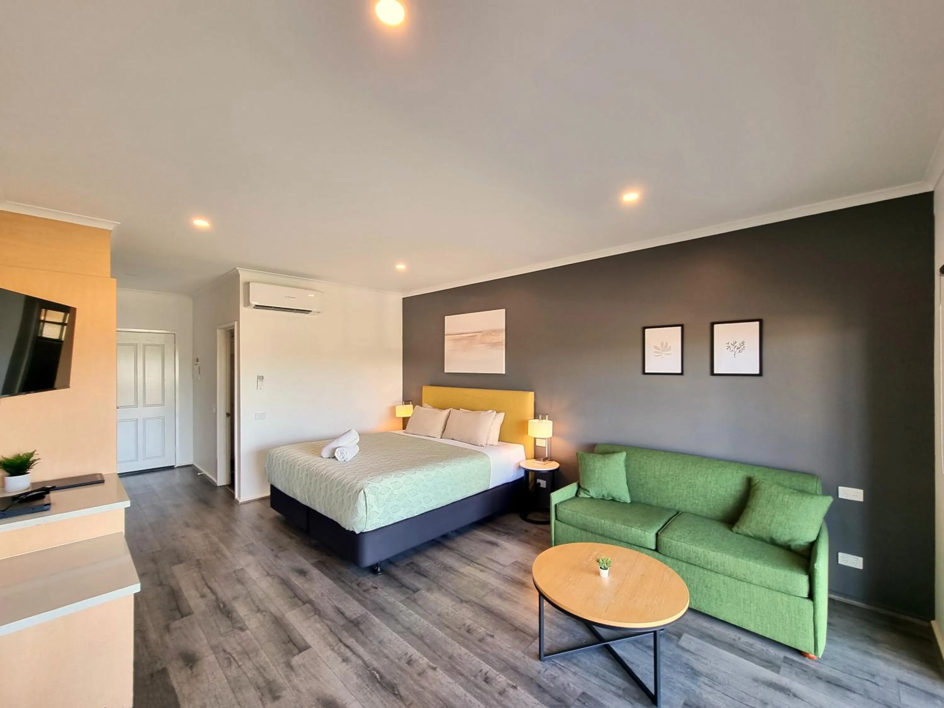 Bed in Seaview Motel & Apartments