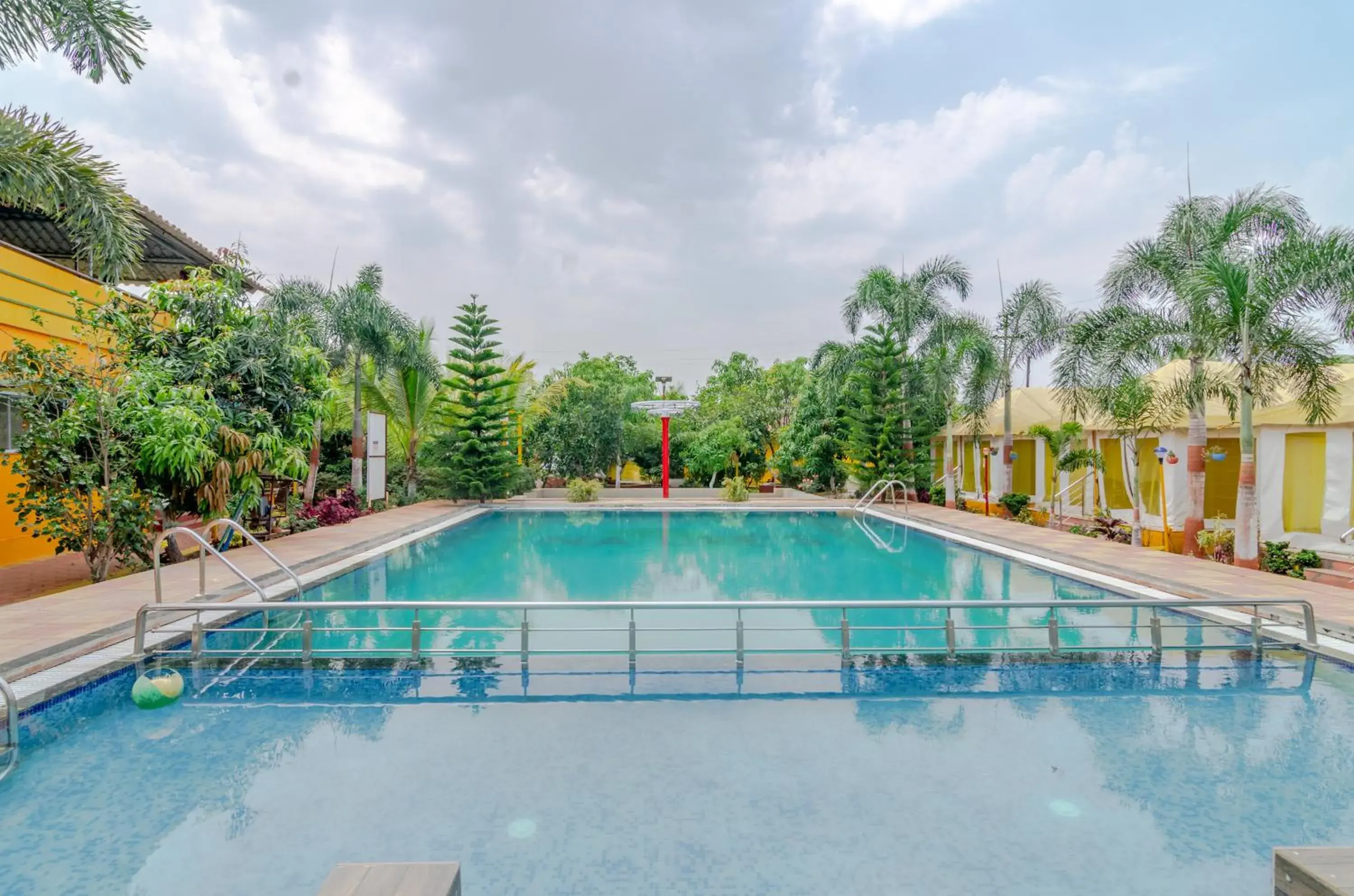 Pool view in Natures Dreamland Holiday Homes, Igatpuri Pool view in Natures Dreamland Holiday Homes, Igatpuri