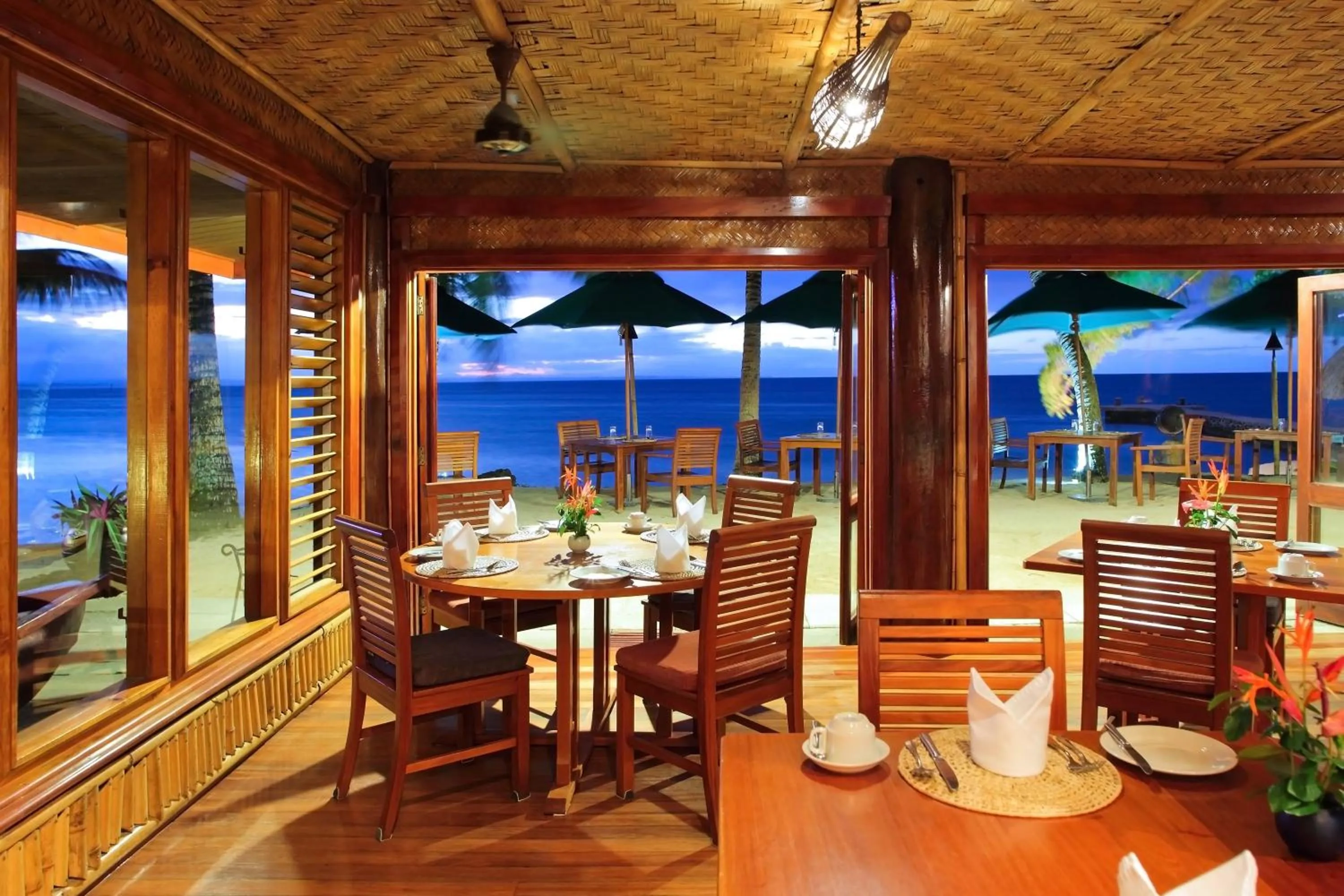 Restaurant/places to eat in Toberua Island Resort