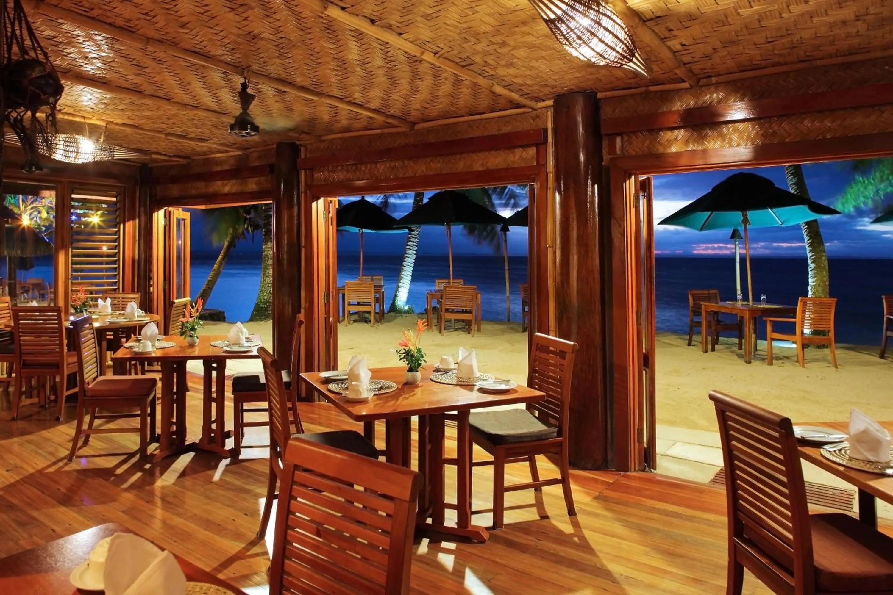 Restaurant/places to eat in Toberua Island Resort