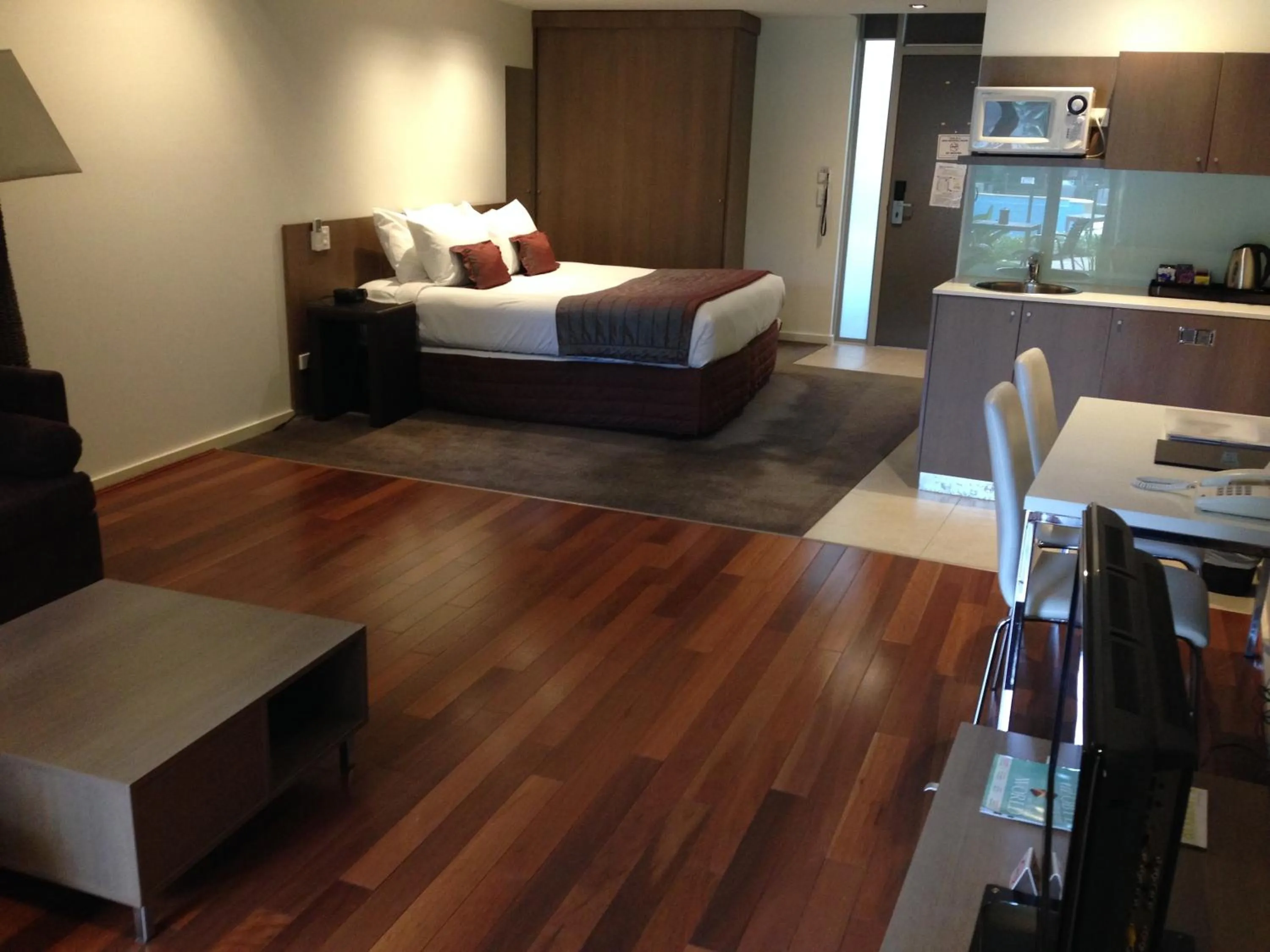 Photo of the whole room, Seating Area in Rye Hotel - One Four Nelson