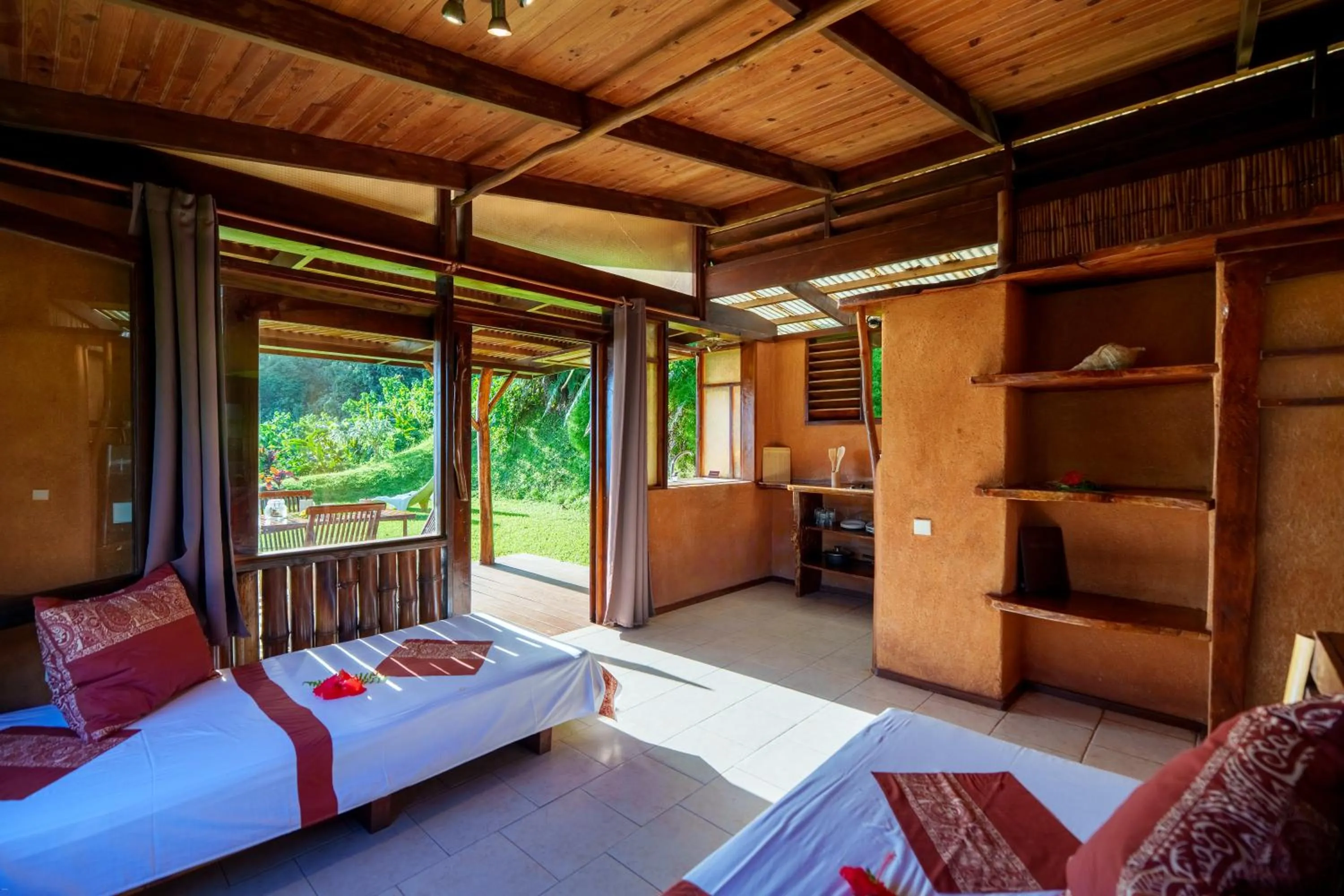 Bed in Vanira Lodge