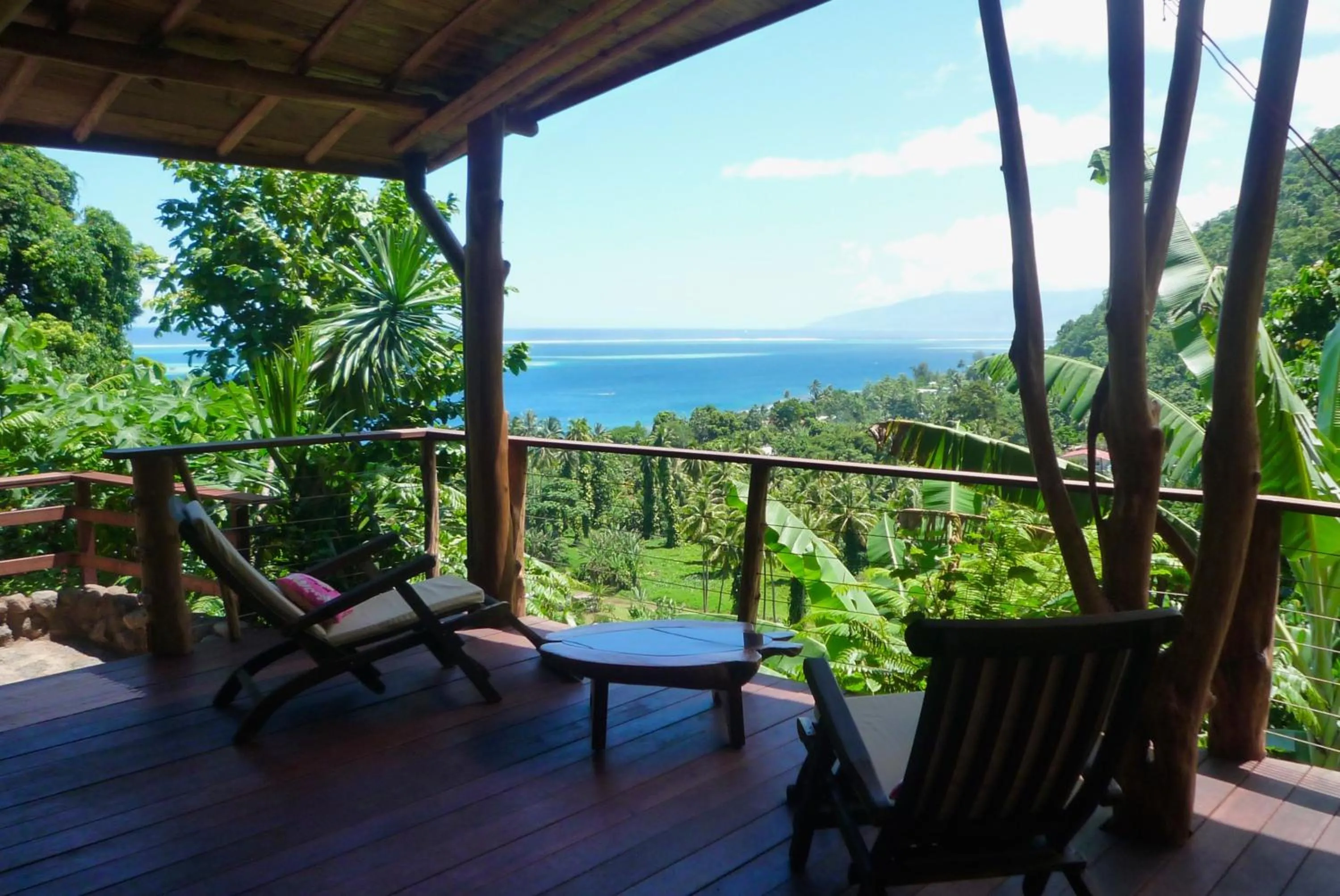 Patio in Vanira Lodge