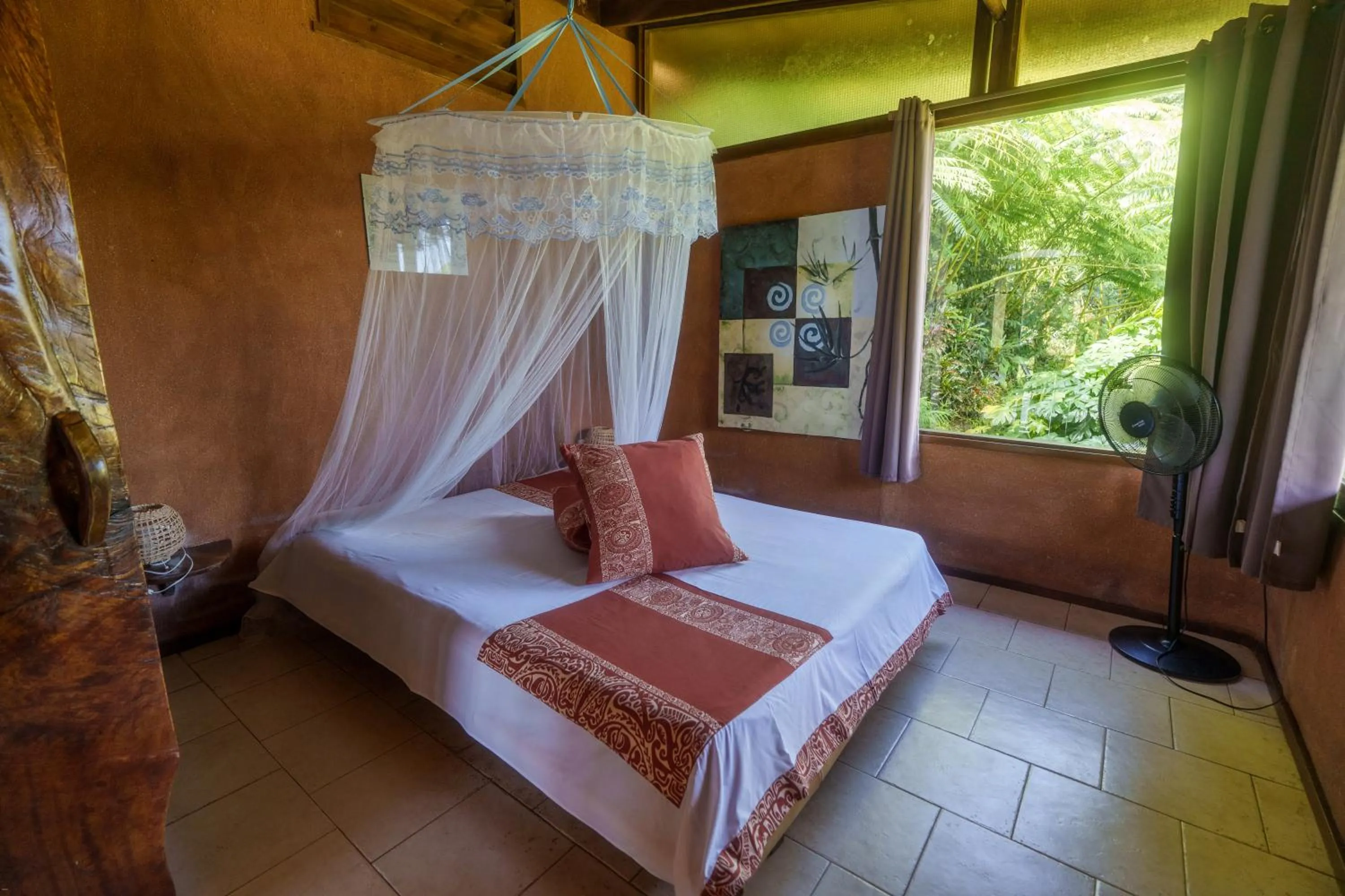 Bed in Vanira Lodge