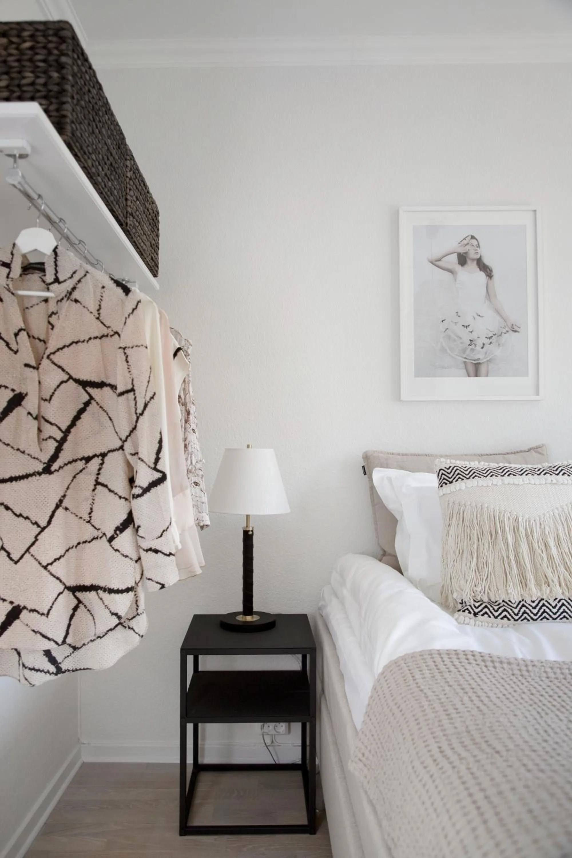 wardrobe, Bed in WOW, Föreningsgatan 9