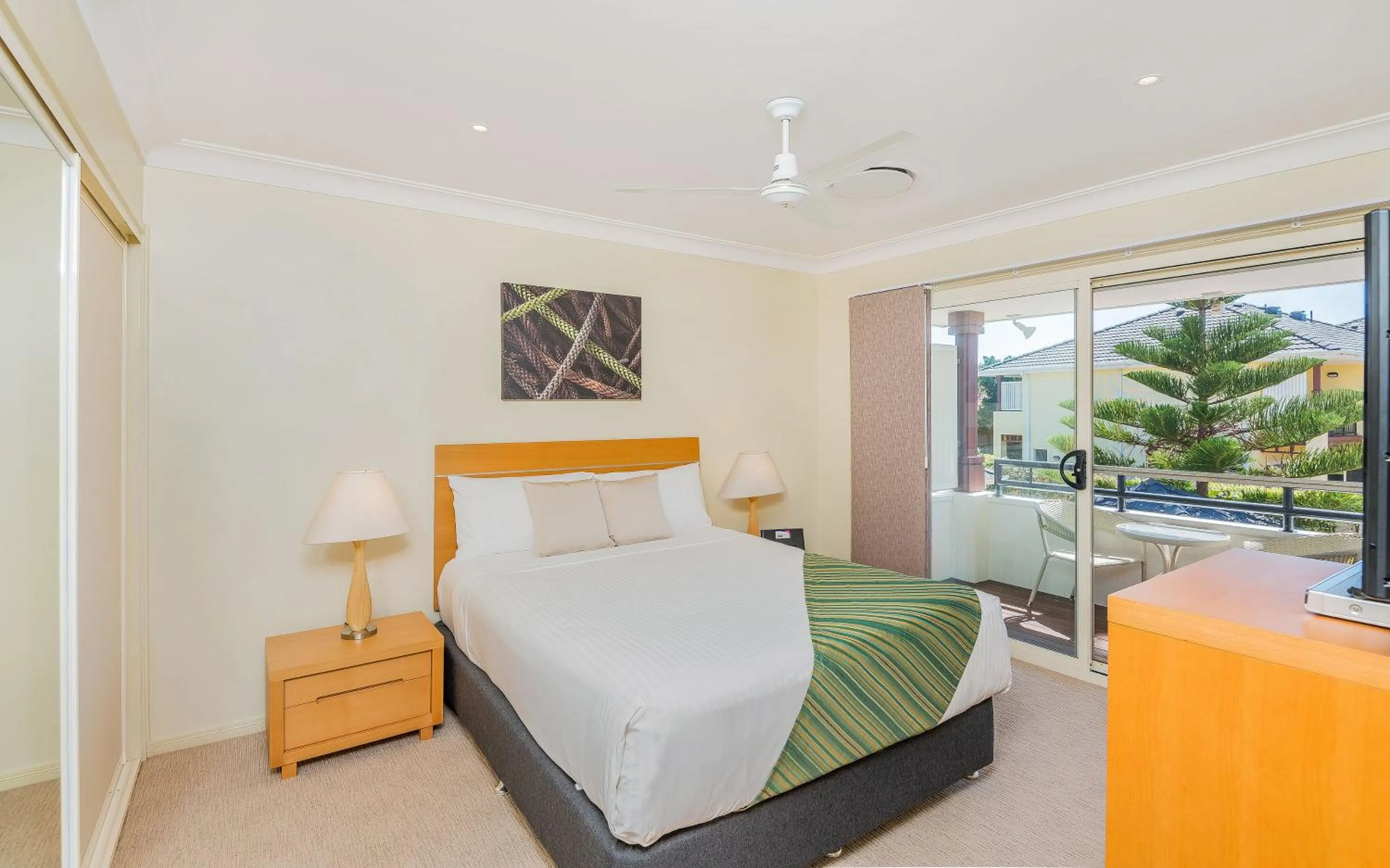 Bedroom, Bed in The Sands Resort at Yamba
