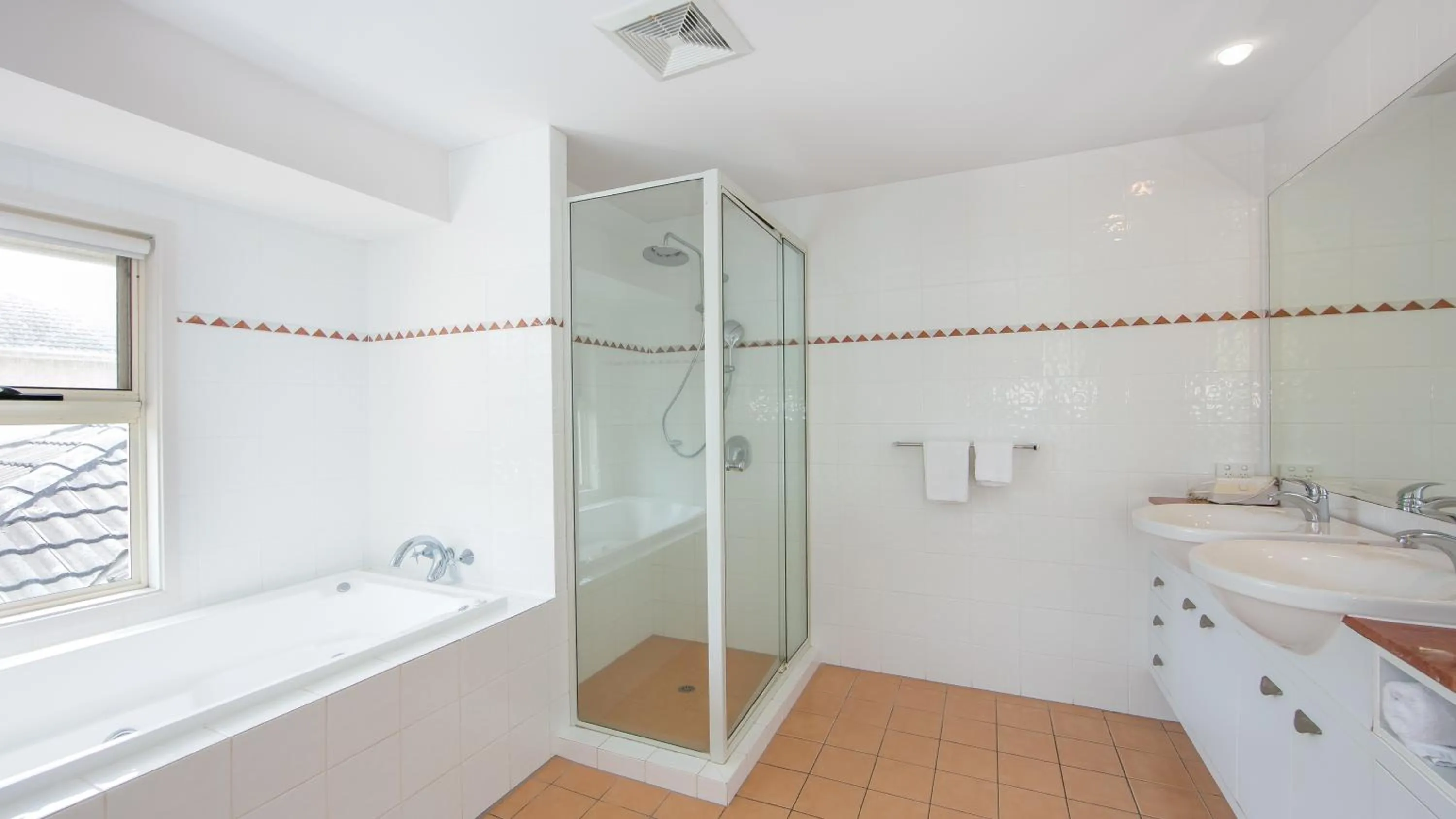 Shower in The Sands Resort at Yamba