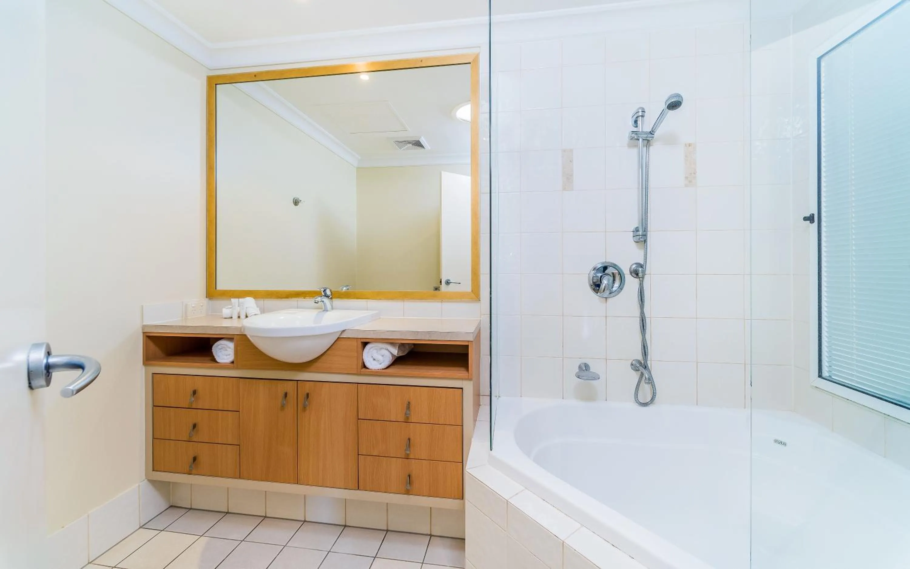 Bathroom in The Sands Resort at Yamba