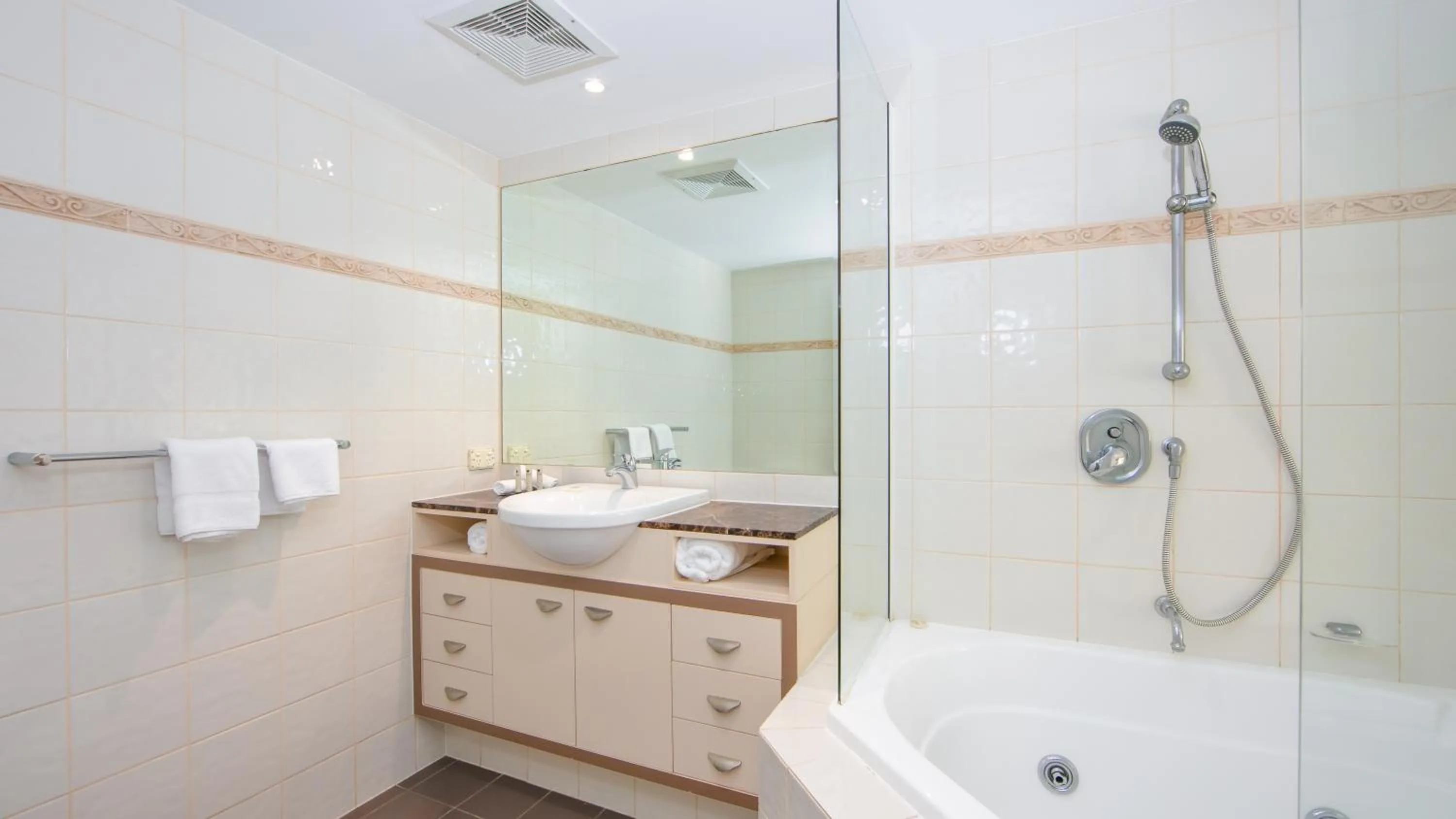 Shower in The Sands Resort at Yamba