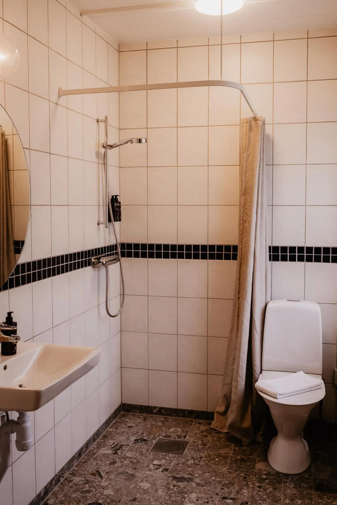 Shower in Stiftsgården Tallnäs