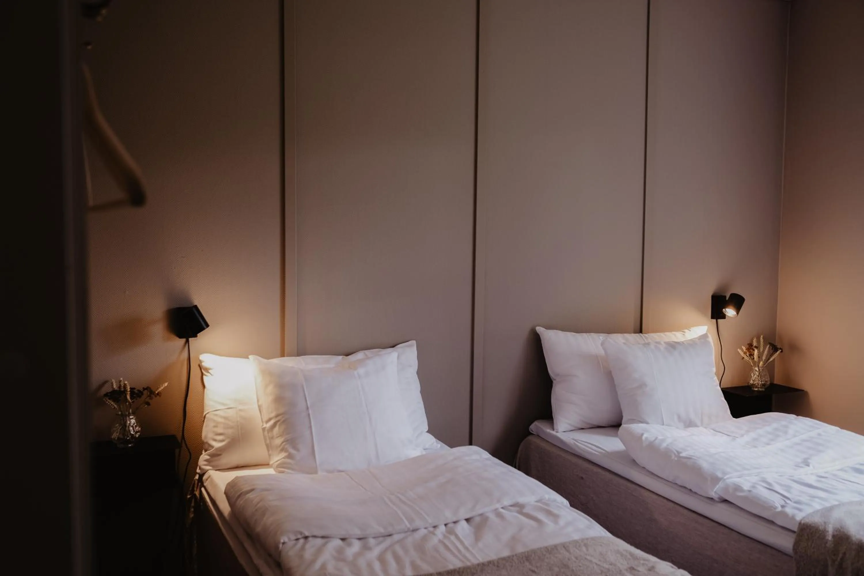 Bed in Stiftsgården Tallnäs