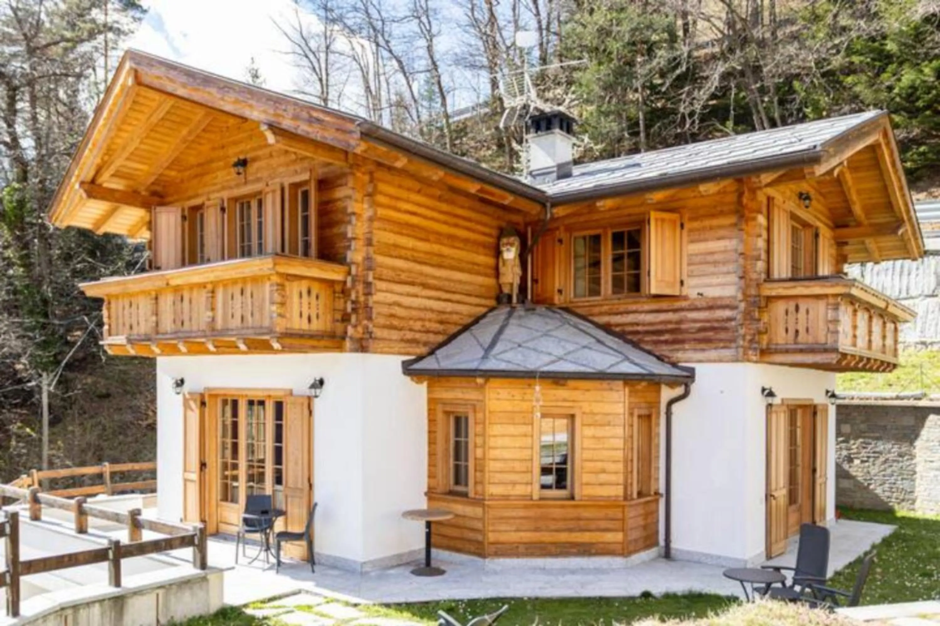 Property building in B&B Chalet Il Picchio