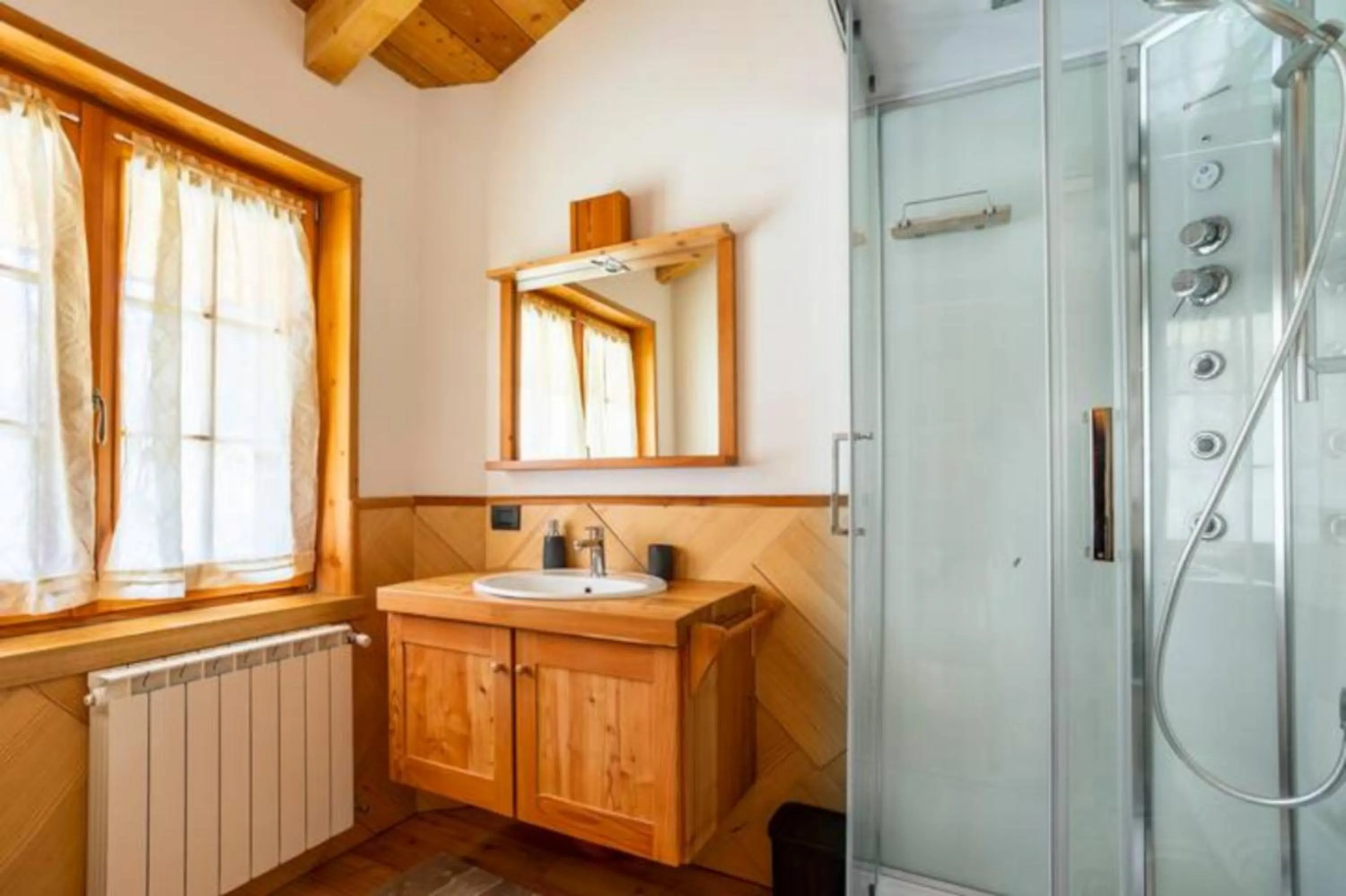 Bathroom in B&B Chalet Il Picchio