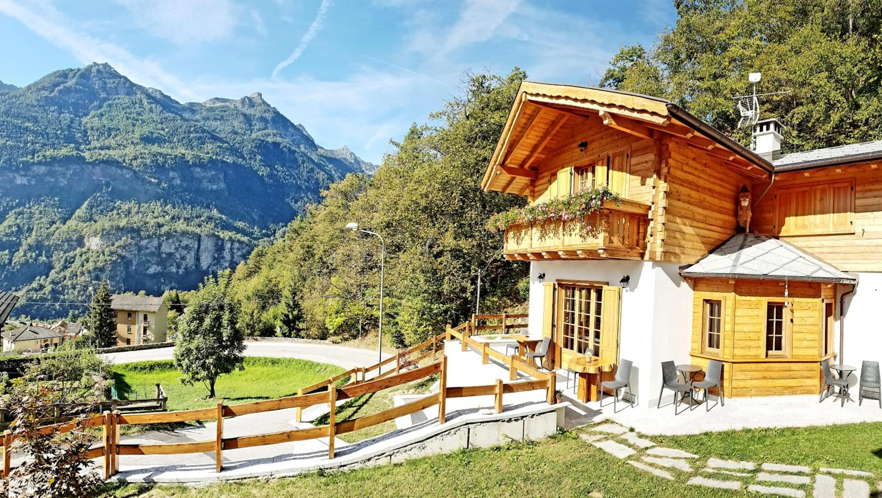 Facade/entrance in B&B Chalet Il Picchio