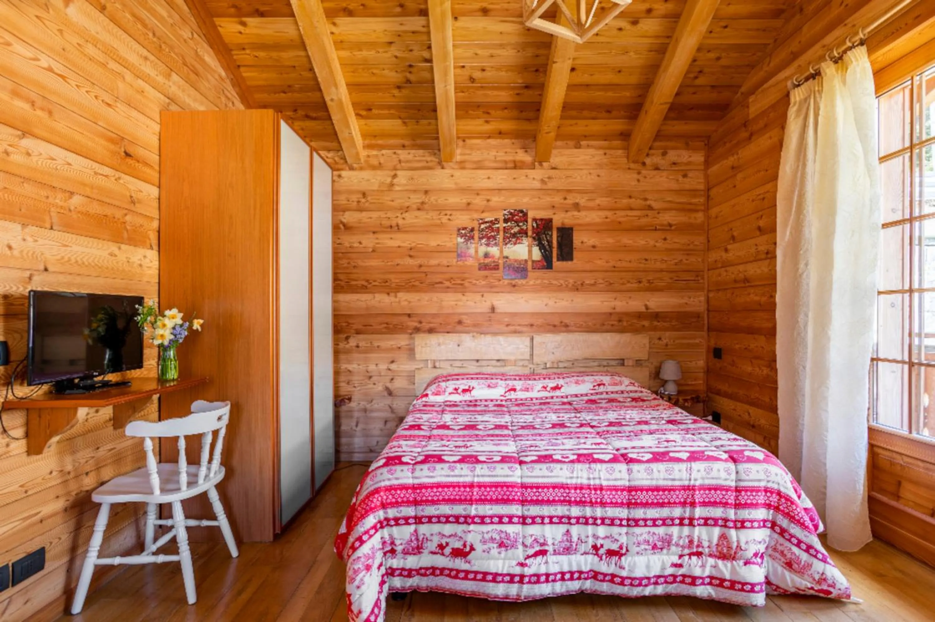 Bedroom, Bed in B&B Chalet Il Picchio