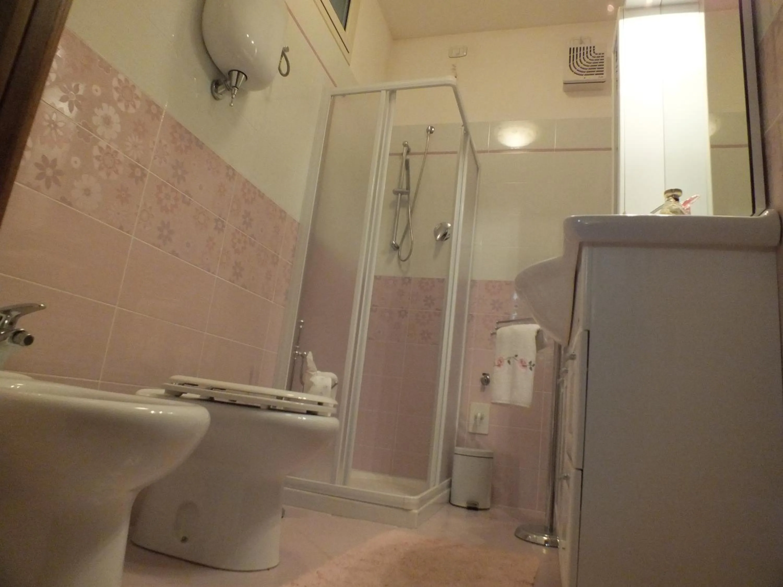 Shower in Casa Stella