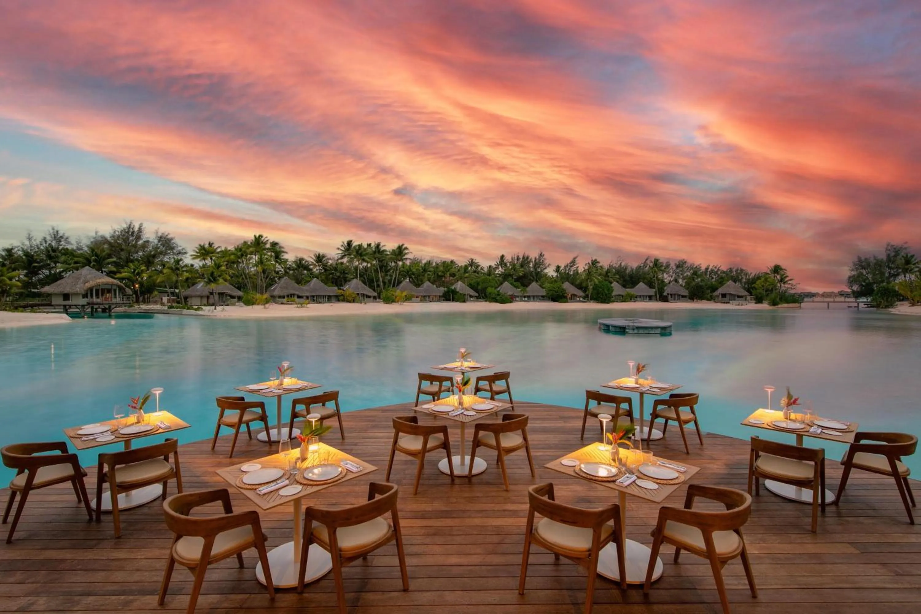 Restaurant/places to eat in Westin Bora Bora Resort & Spa