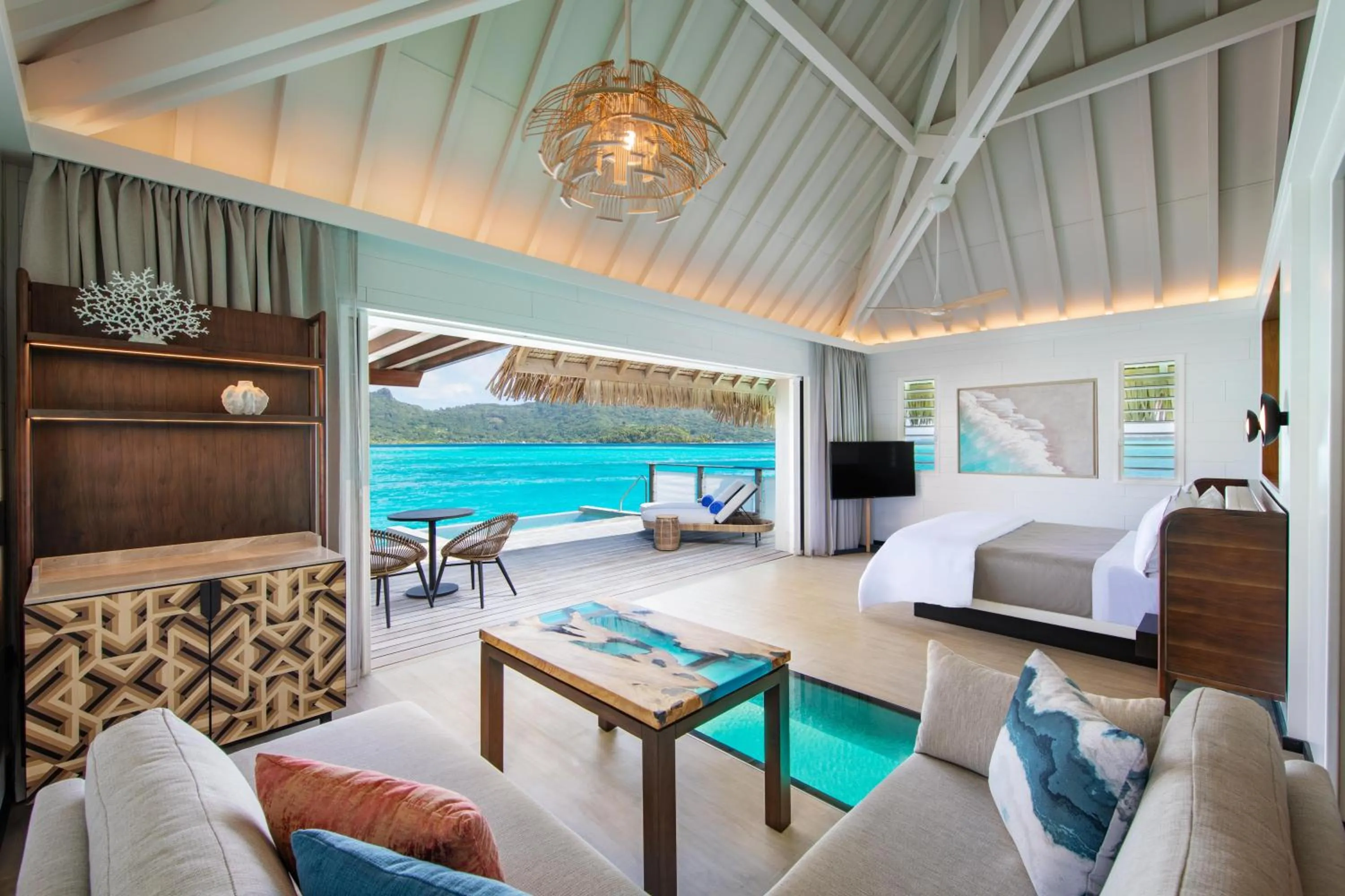 Living room, Bed in Westin Bora Bora Resort & Spa