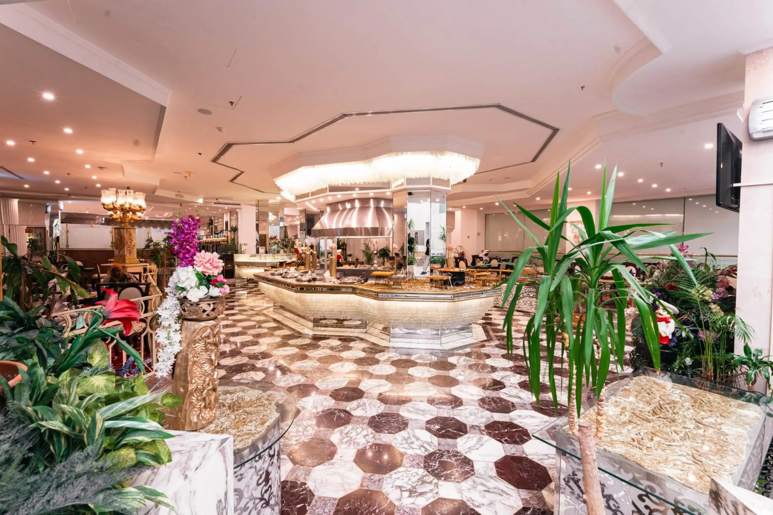 Restaurant/places to eat in Casablanca Hotel Jeddah Restaurant/places to eat in Casablanca Hotel Jeddah