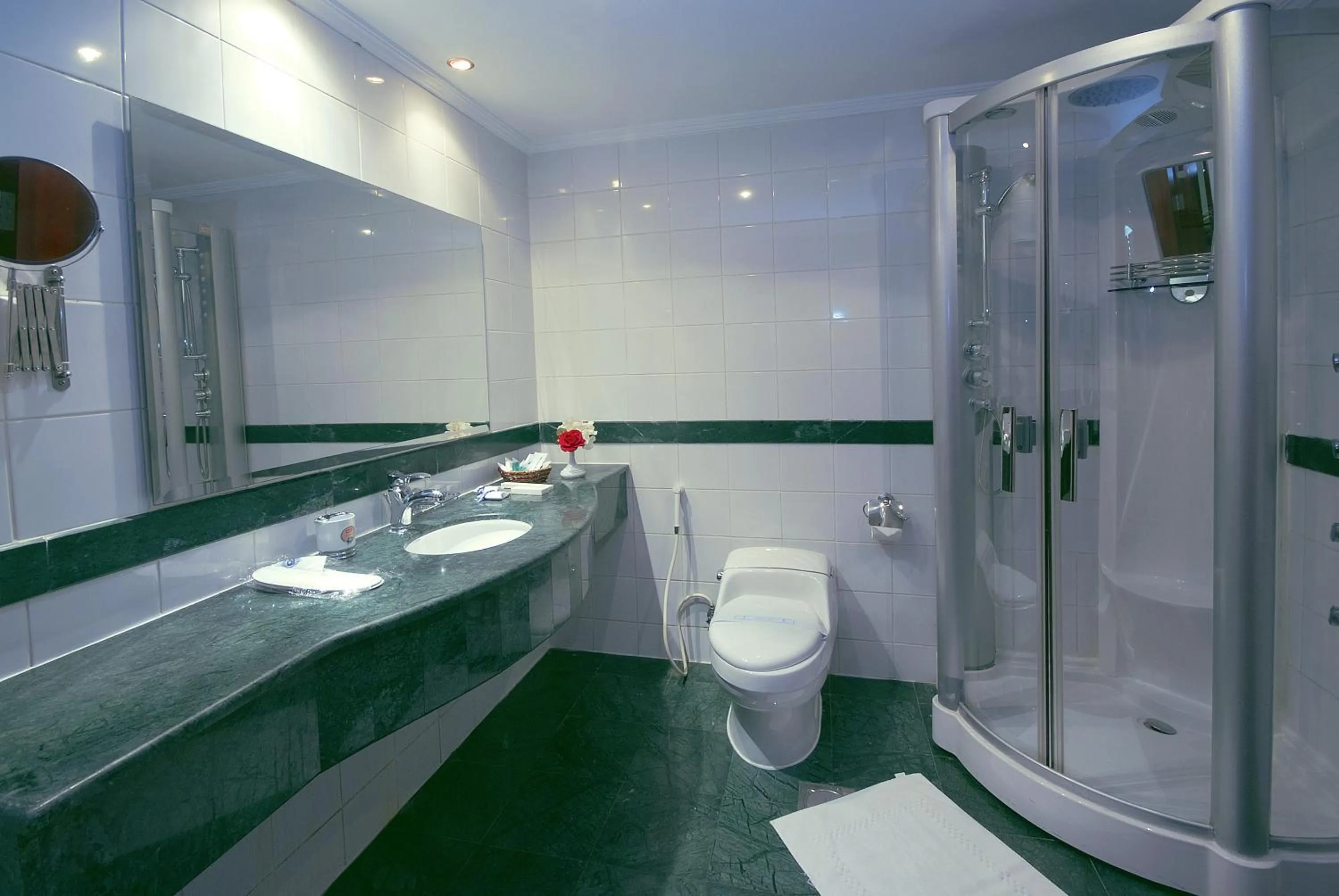 Bathroom in Royal Casablanca