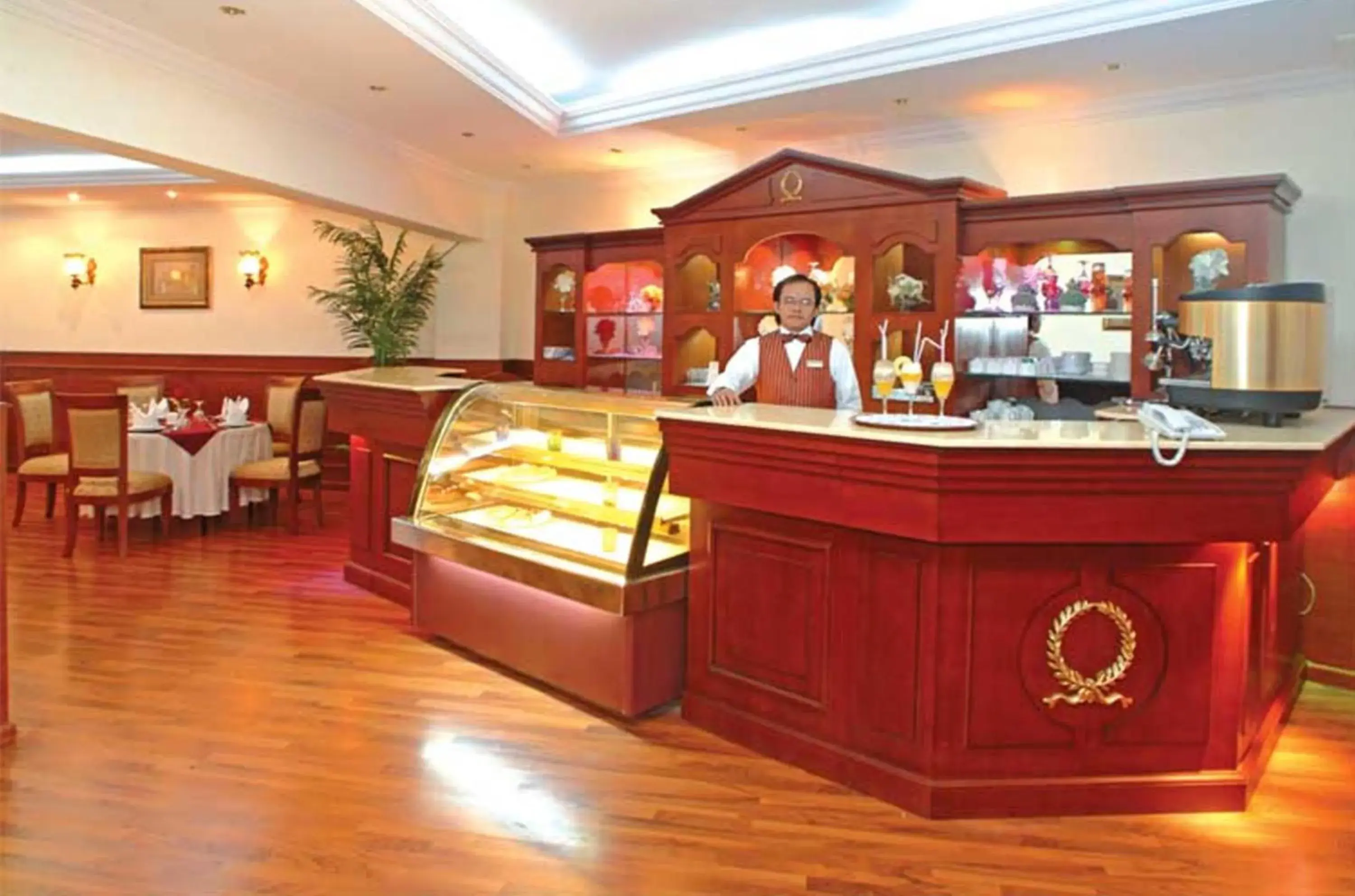 Restaurant/places to eat in Royal Casablanca Restaurant/places to eat in Royal Casablanca