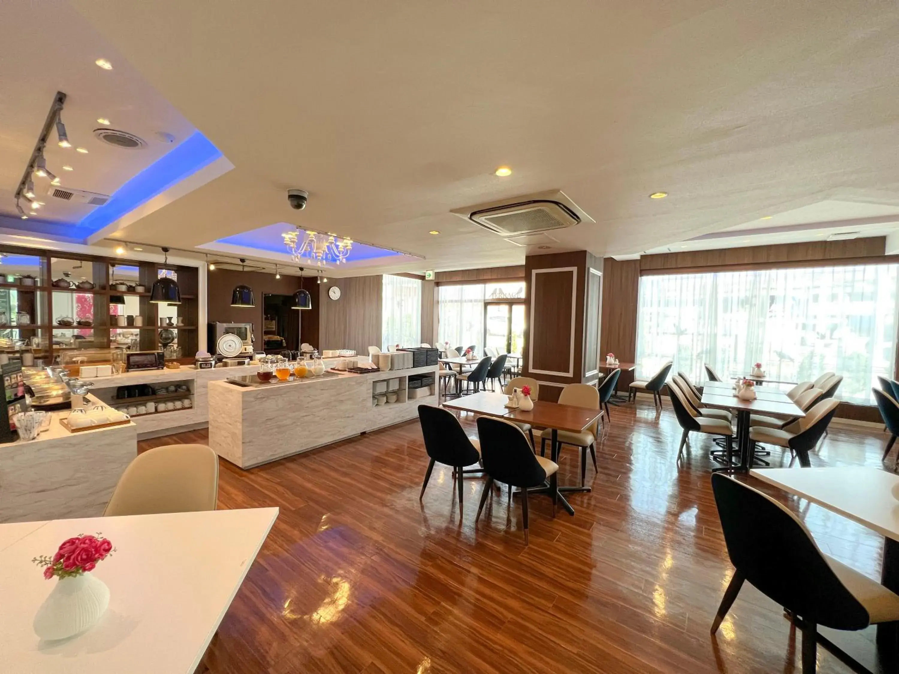 Lobby or reception in Grand Park Hotel Panex Chiba Lobby or reception in Grand Park Hotel Panex Chiba