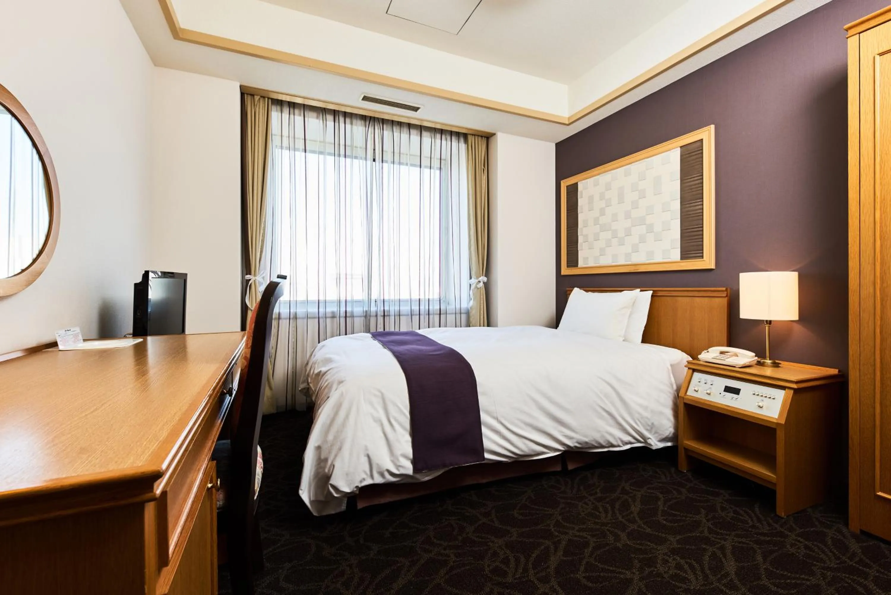 Photo of the whole room, Bed in Hotel Tokyo Garden Palace