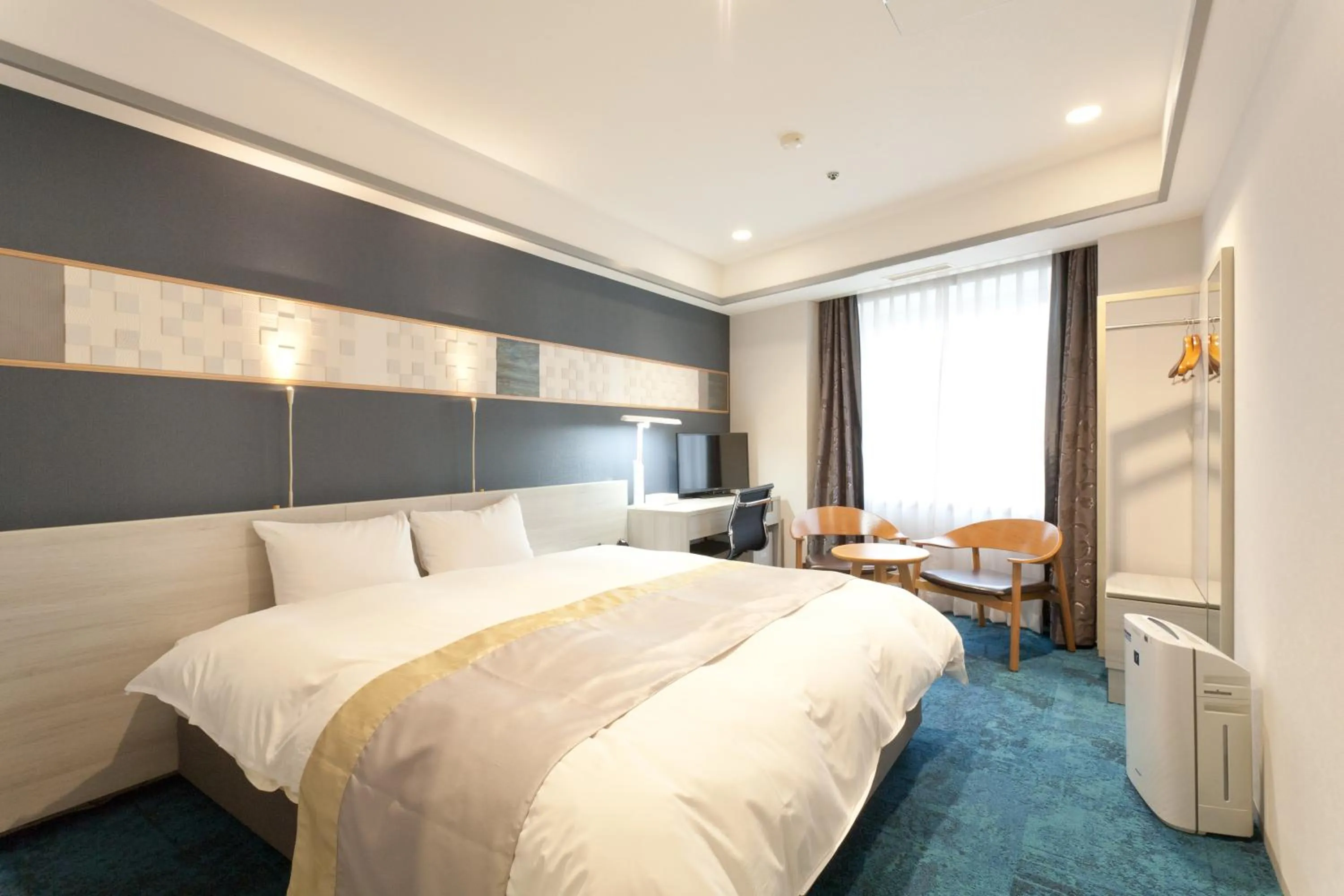 Day, Bed in Hotel Tokyo Garden Palace