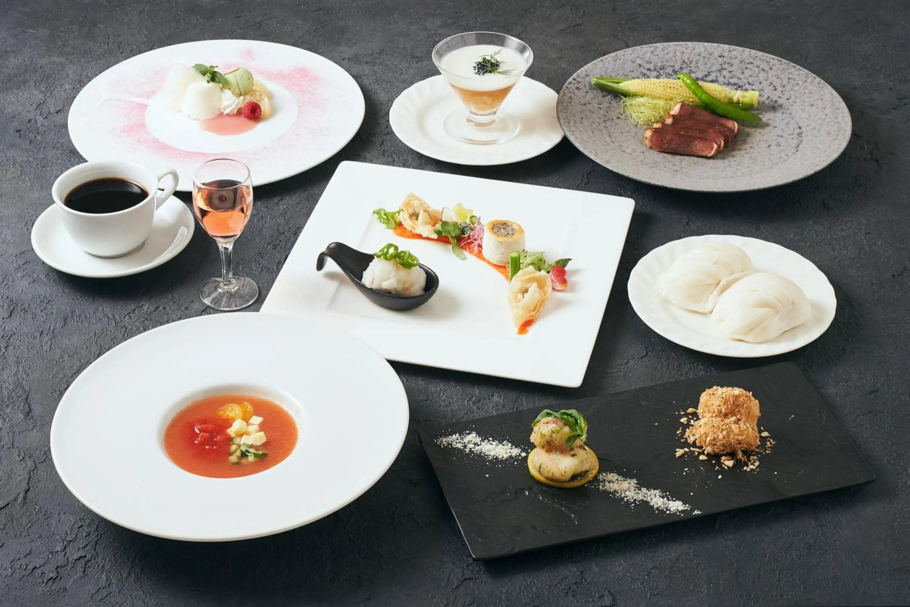 Restaurant/places to eat in Hotel Tokyo Garden Palace