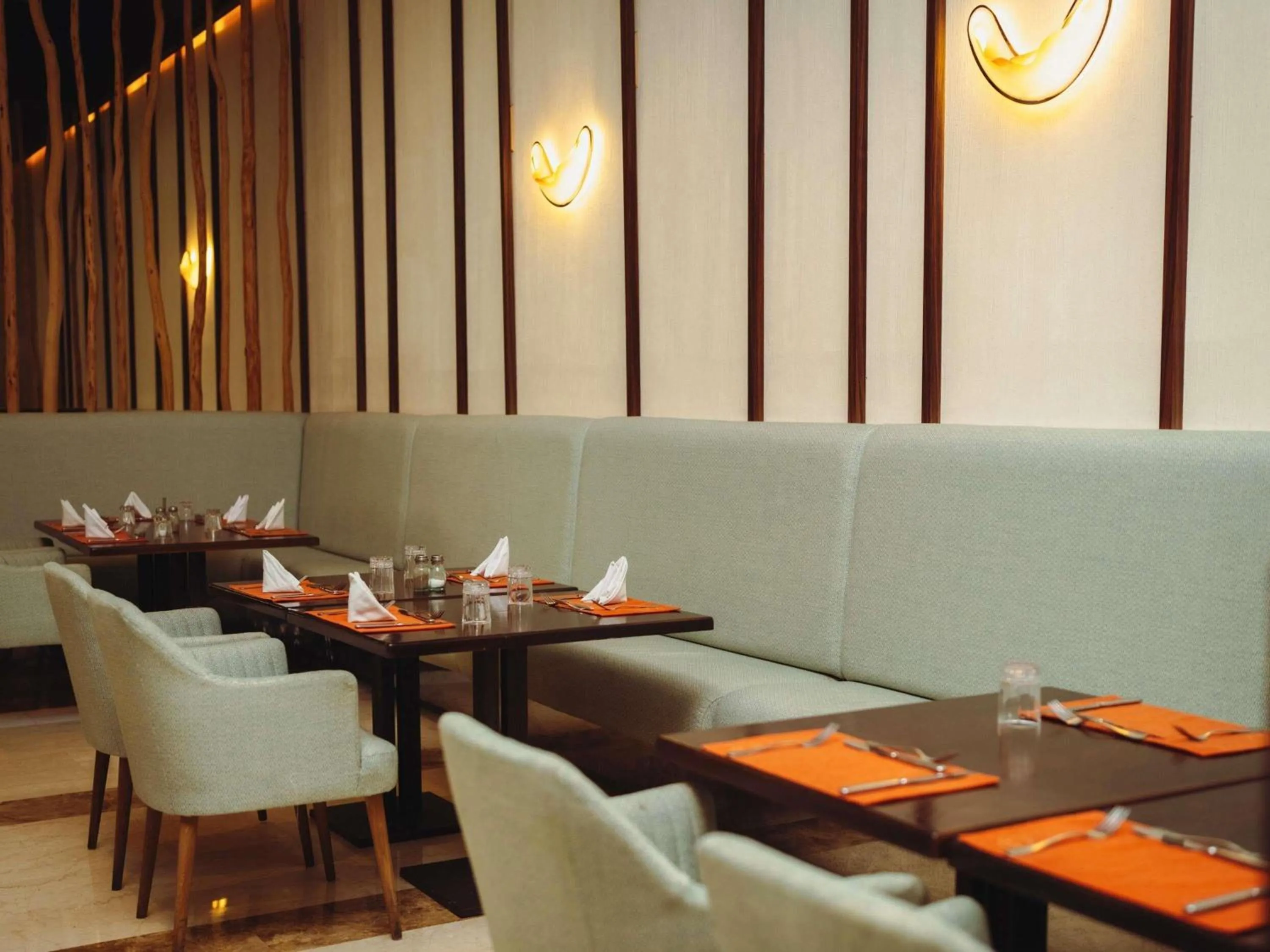 Restaurant/places to eat in Mövenpick Hotel du Lac Tunis