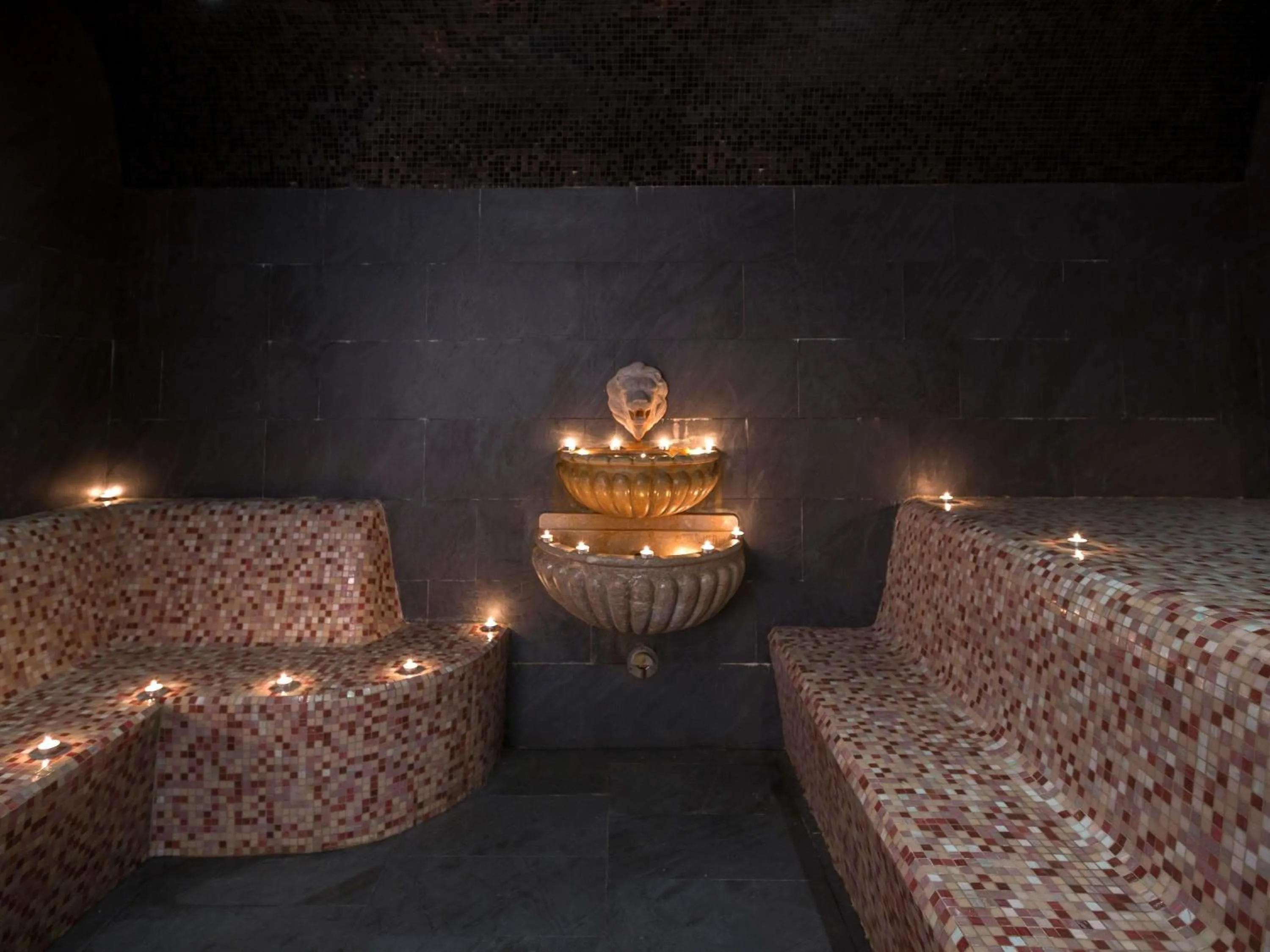 Spa and wellness centre/facilities in Mövenpick Hotel du Lac Tunis