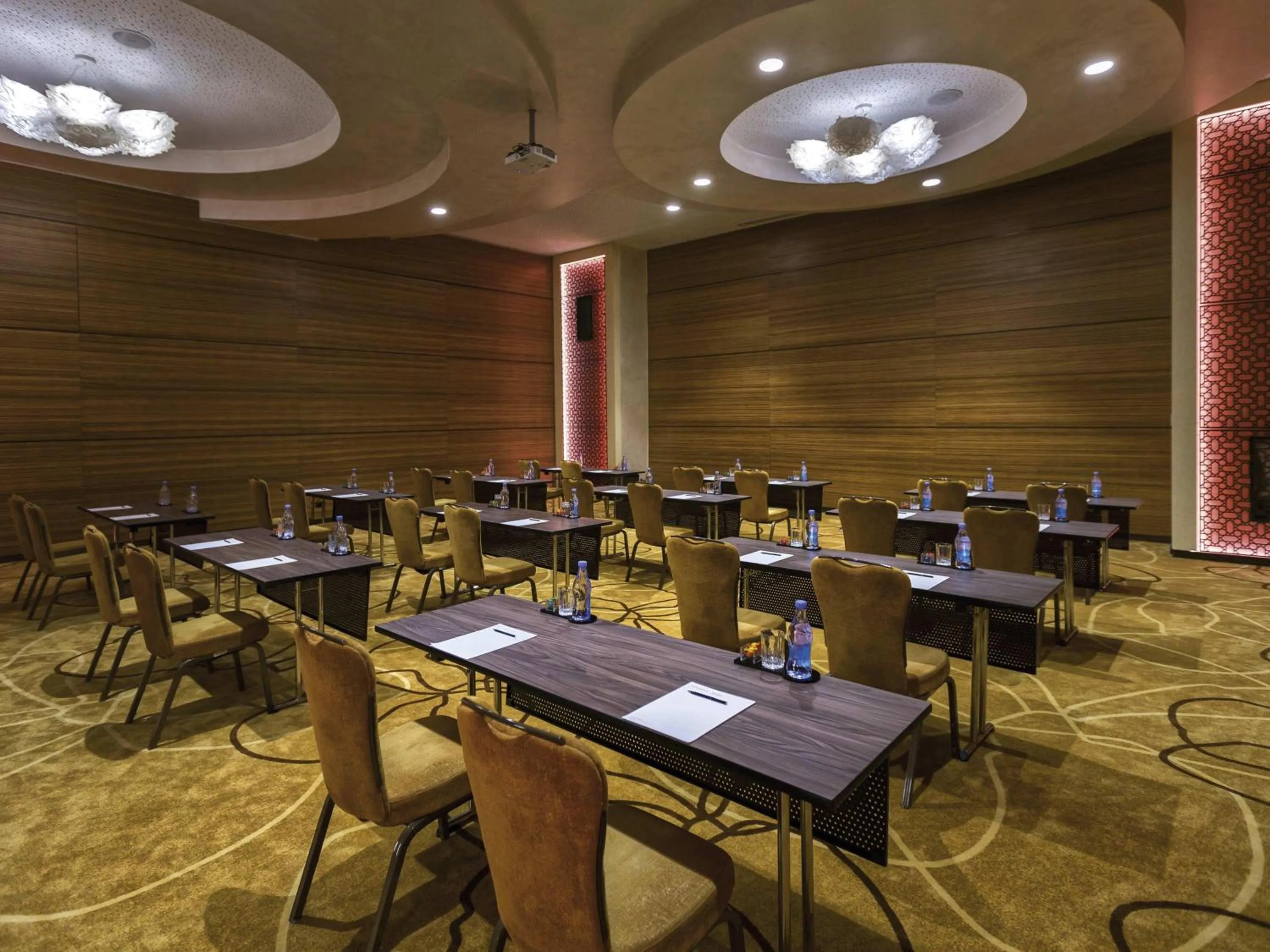 Meeting/conference room in Mövenpick Hotel du Lac Tunis