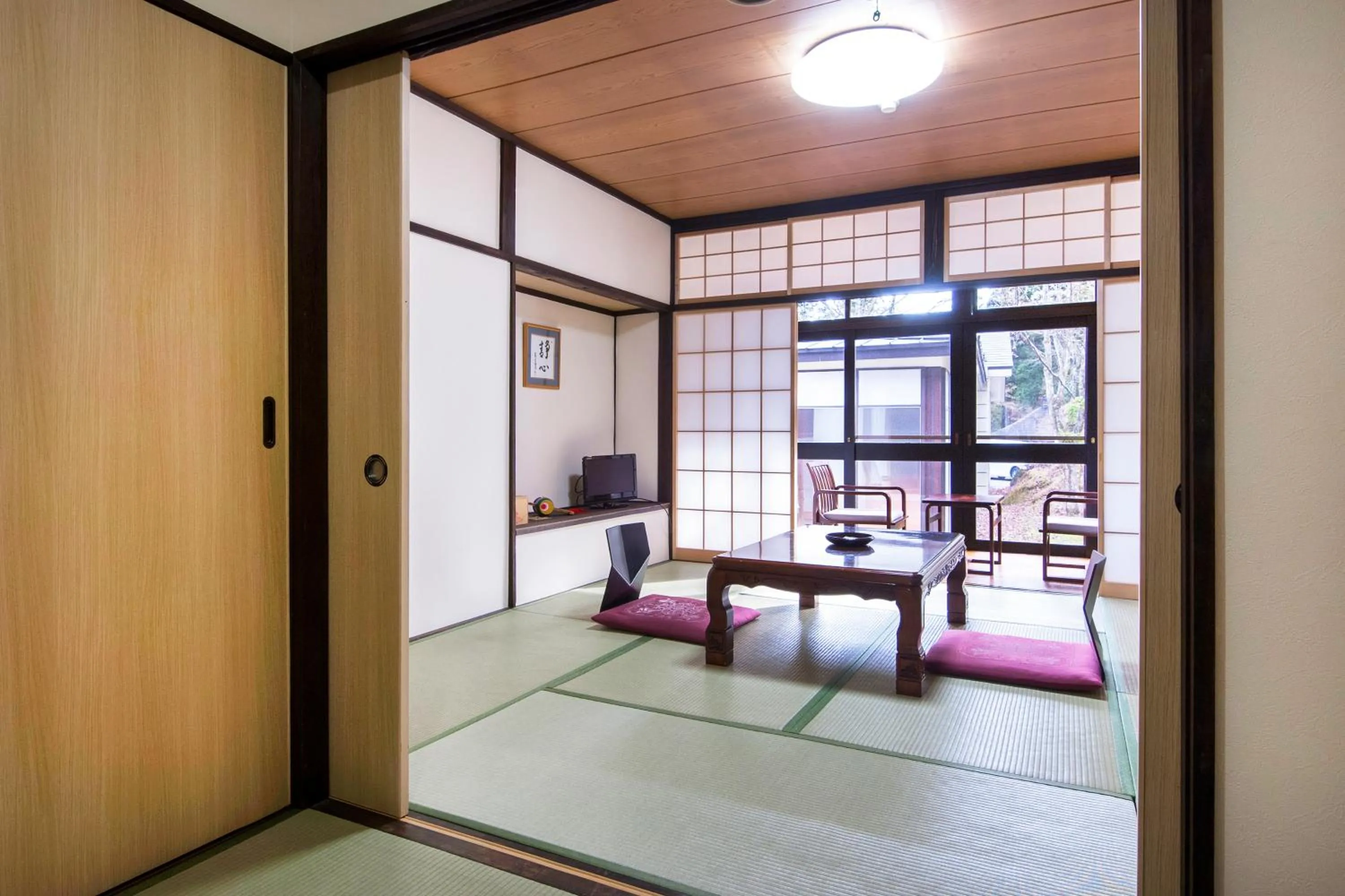 Photo of the whole room in Nikko Tokanso