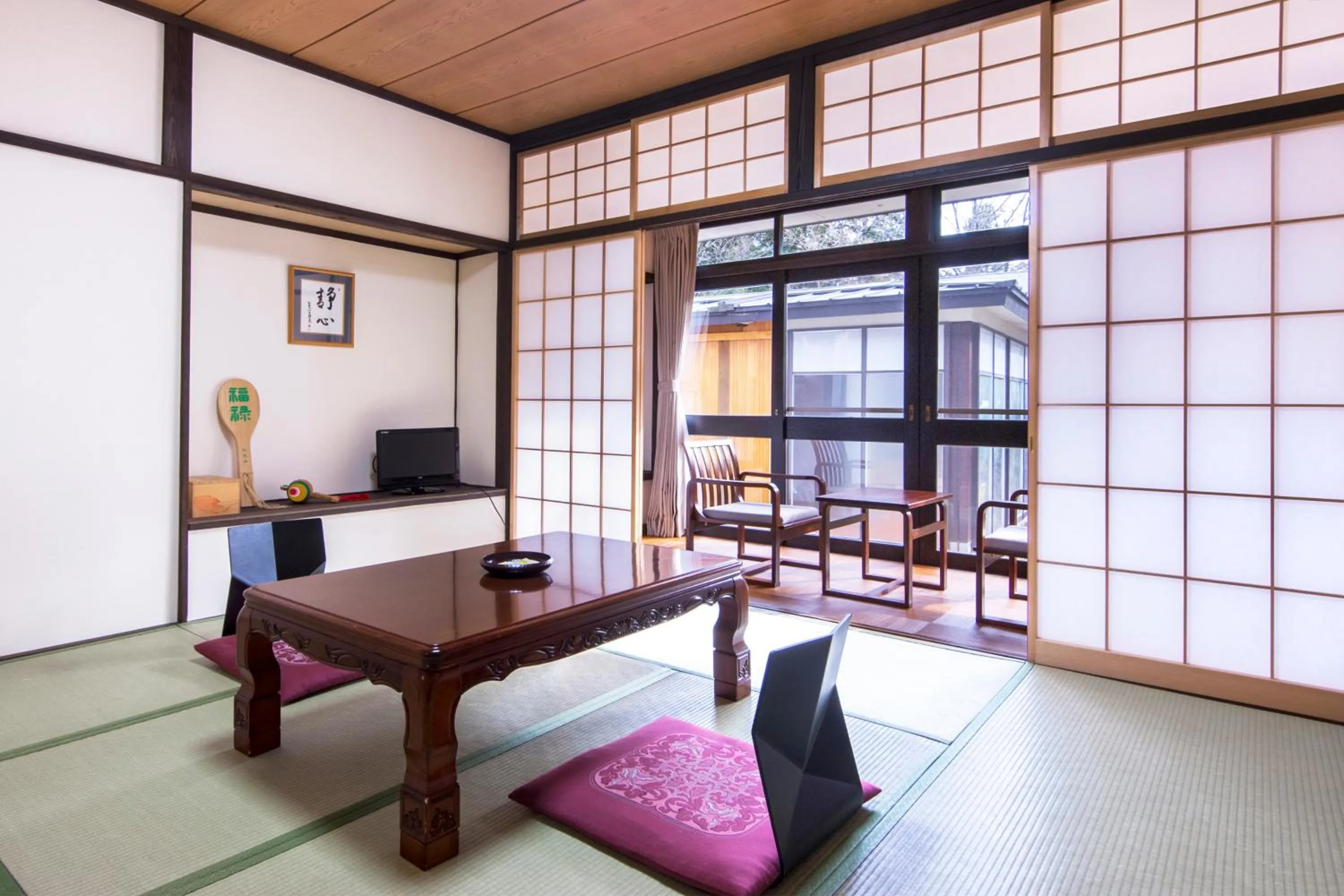 Photo of the whole room in Nikko Tokanso