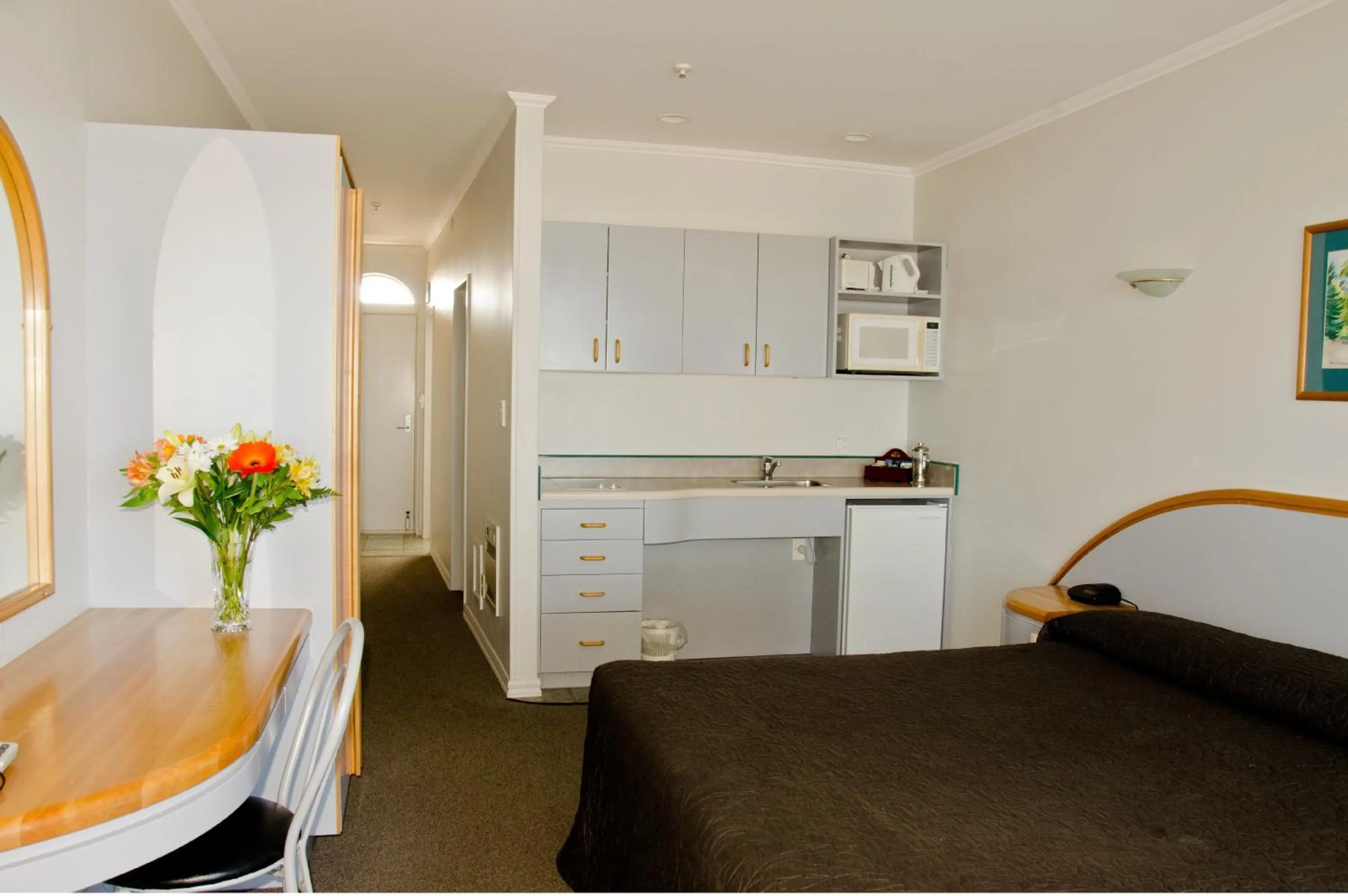 Photo of the whole room in Beachfront Motel