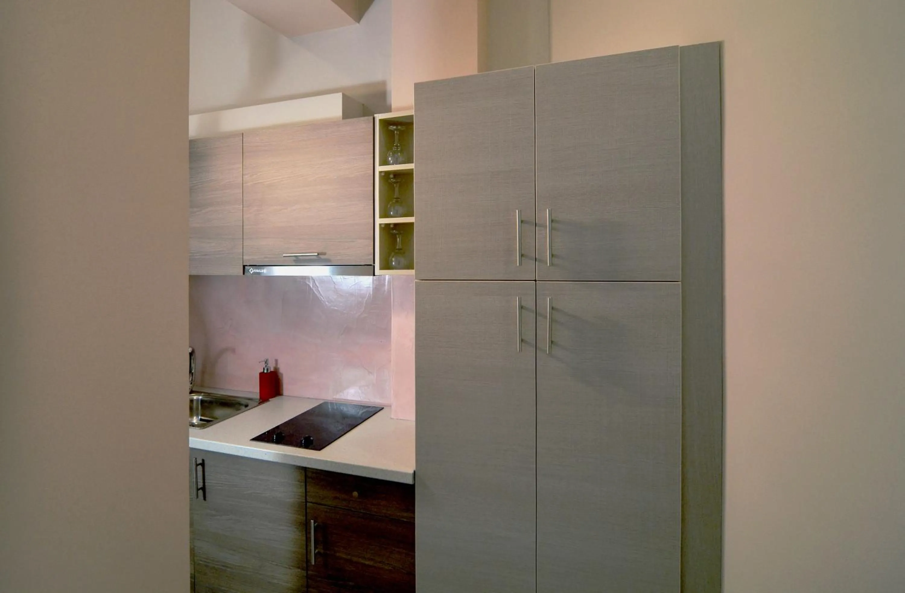 Kitchen or kitchenette in Mastiha Villas in Town