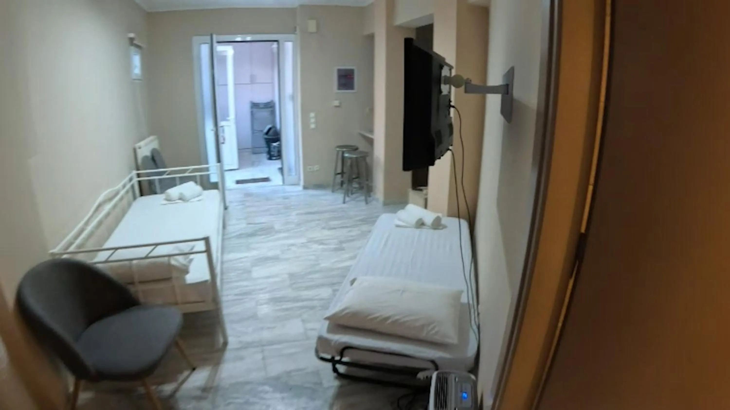 Bed in Mastiha Villas in Town