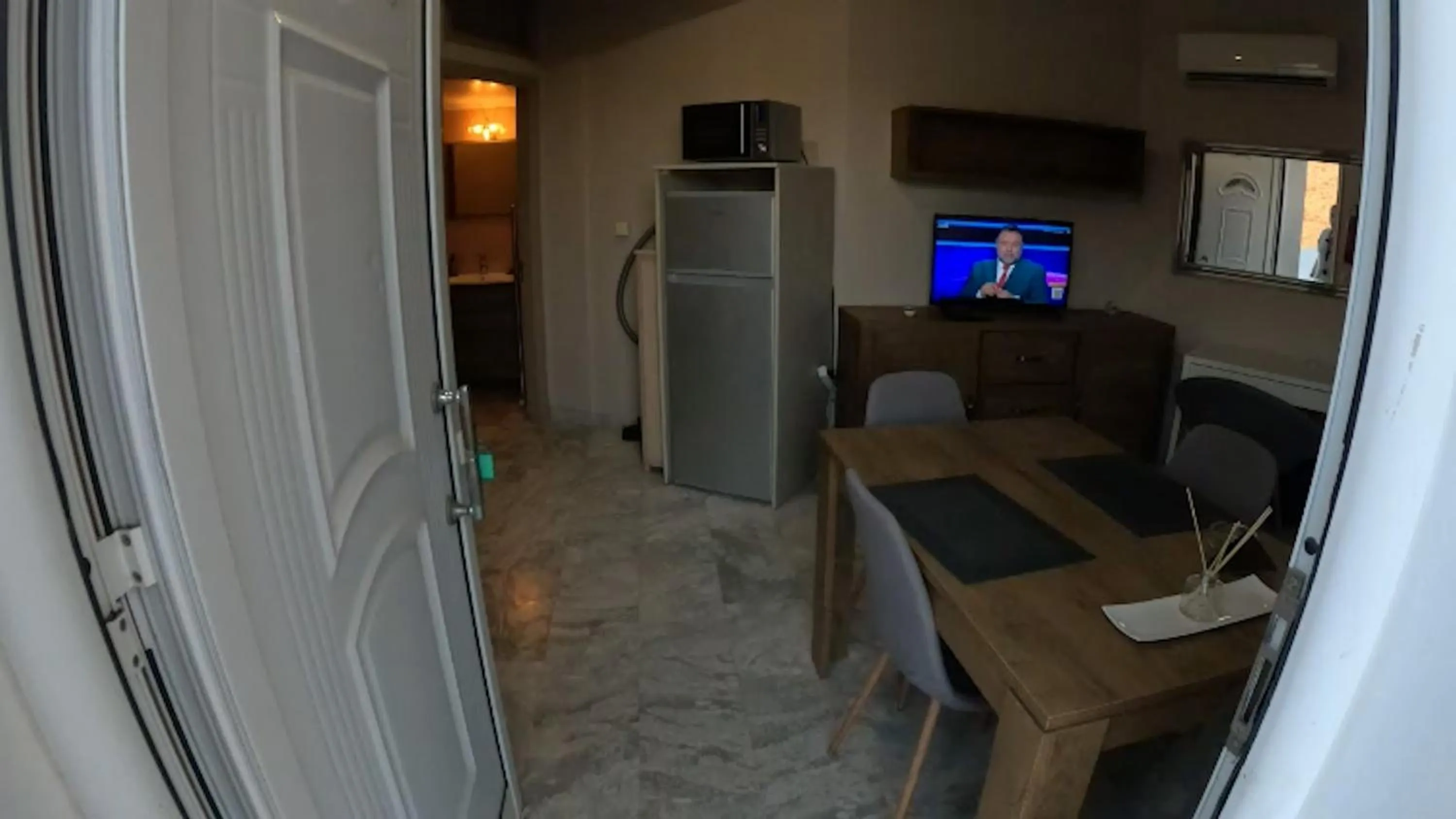 TV and multimedia in Mastiha Villas in Town