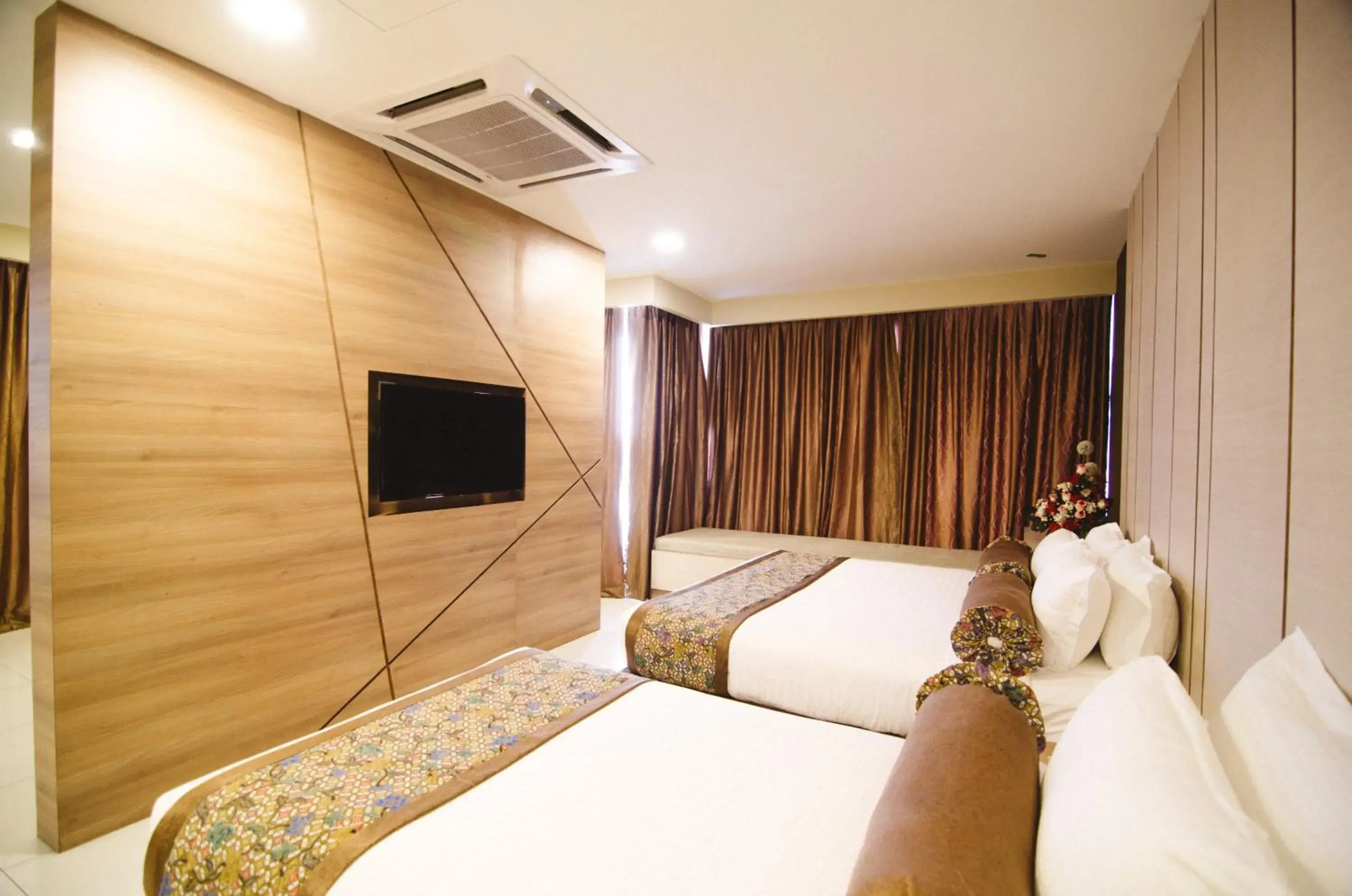 TV and multimedia, Bed in Hotel Sfera TV and multimedia, Bed in Hotel Sfera