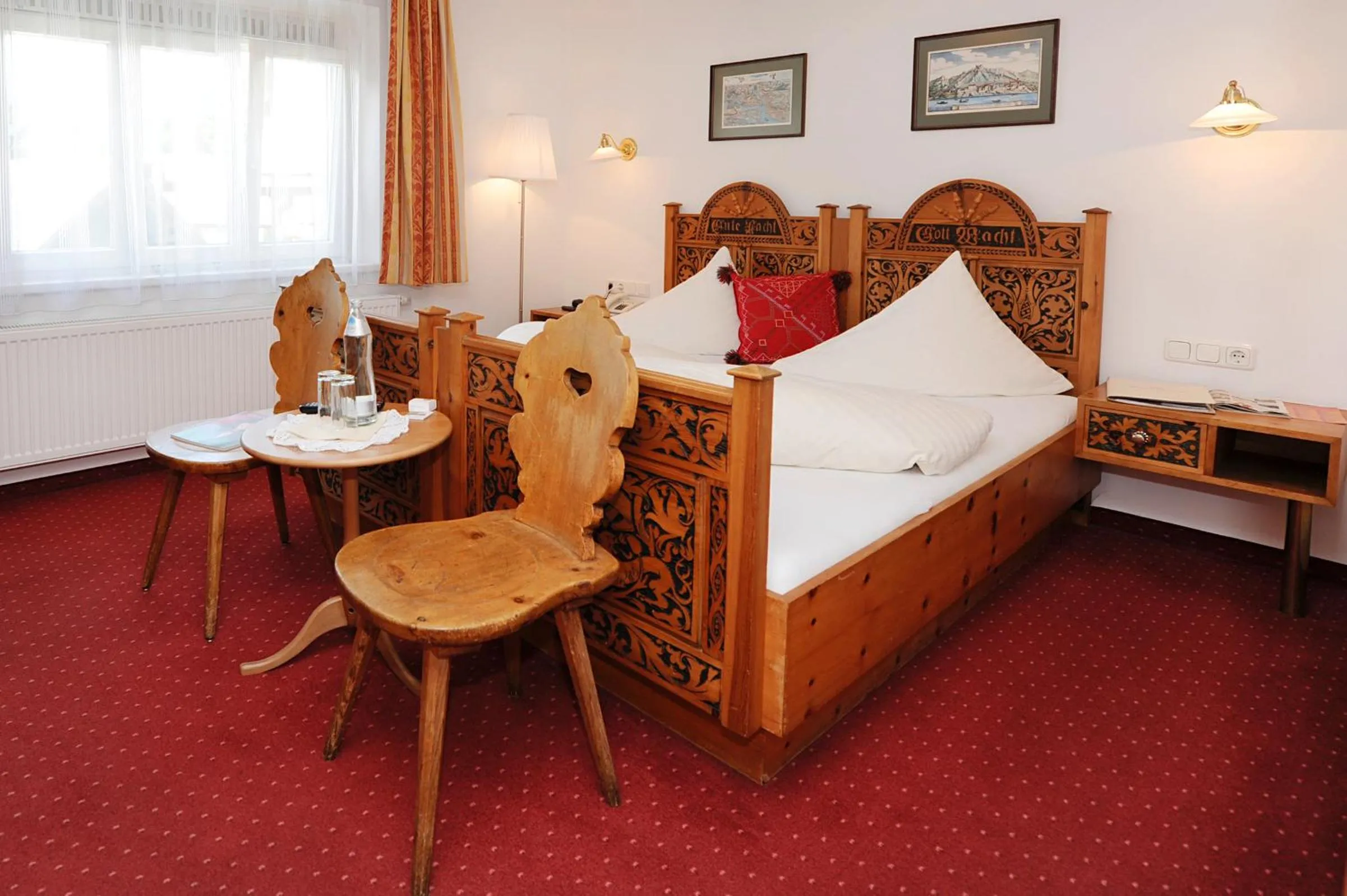 Bed in Hotel Krone