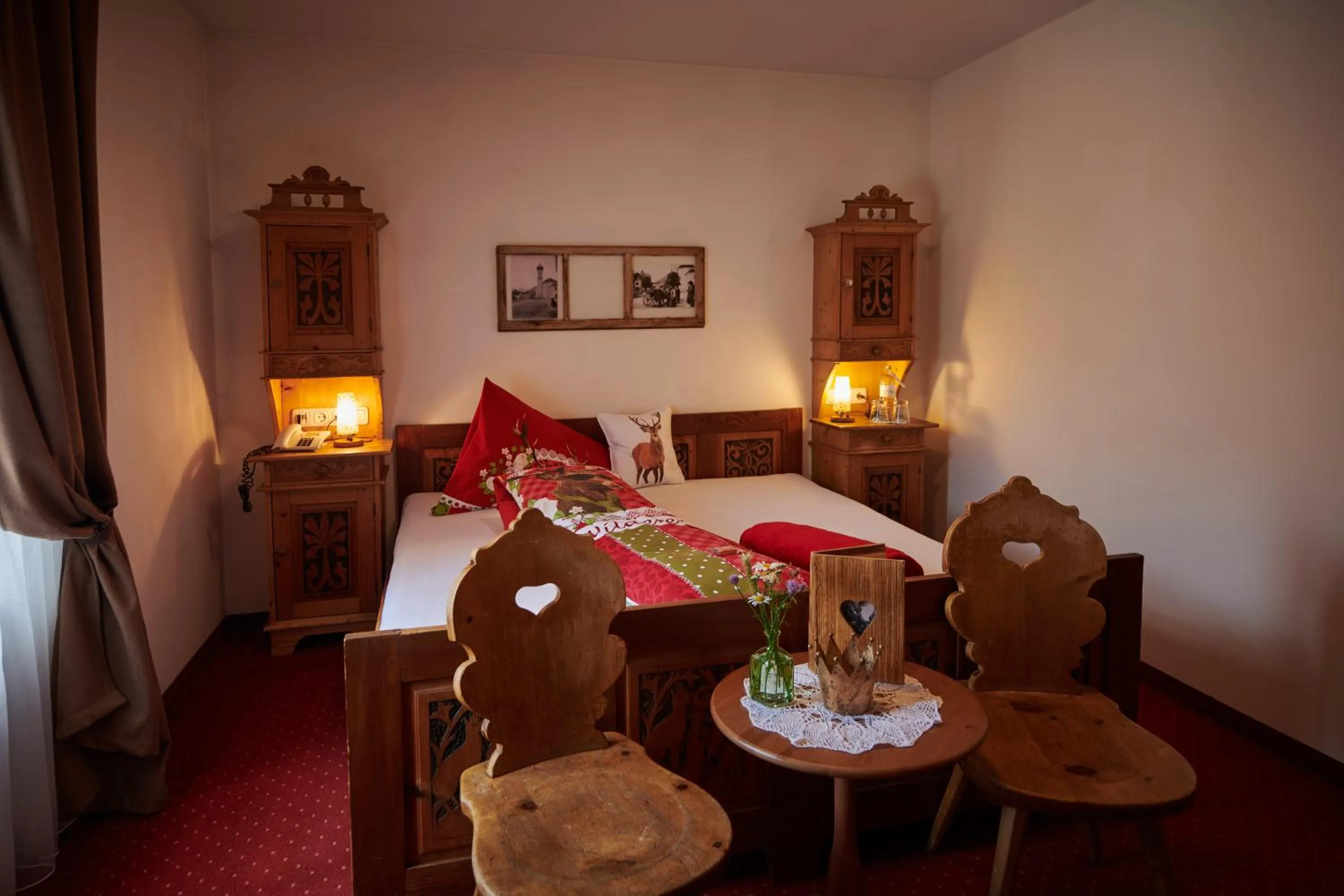 Photo of the whole room, Bed in Hotel Krone