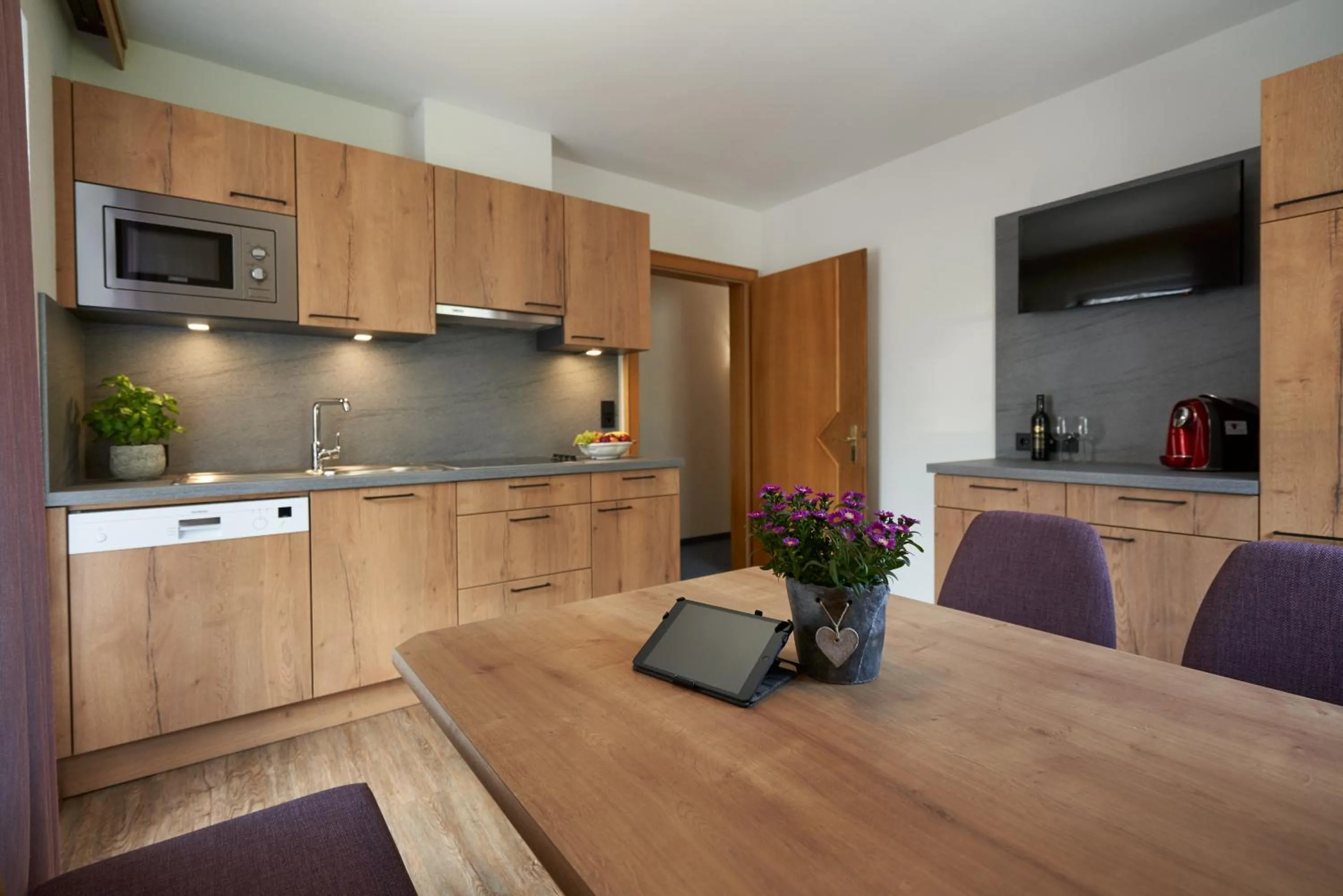 Kitchen or kitchenette in Landhaus Strolz